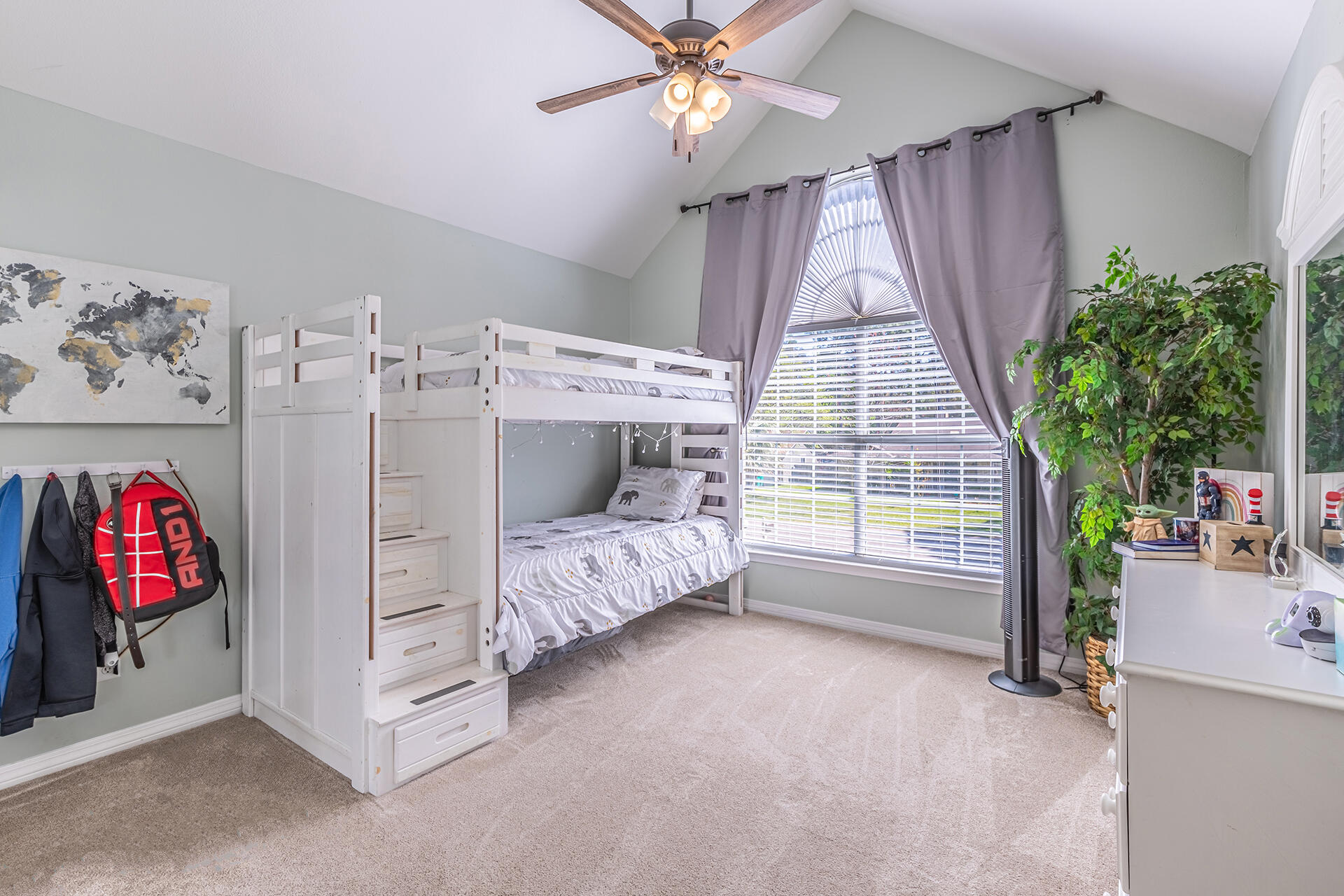 ST. ANDREWS - Residential