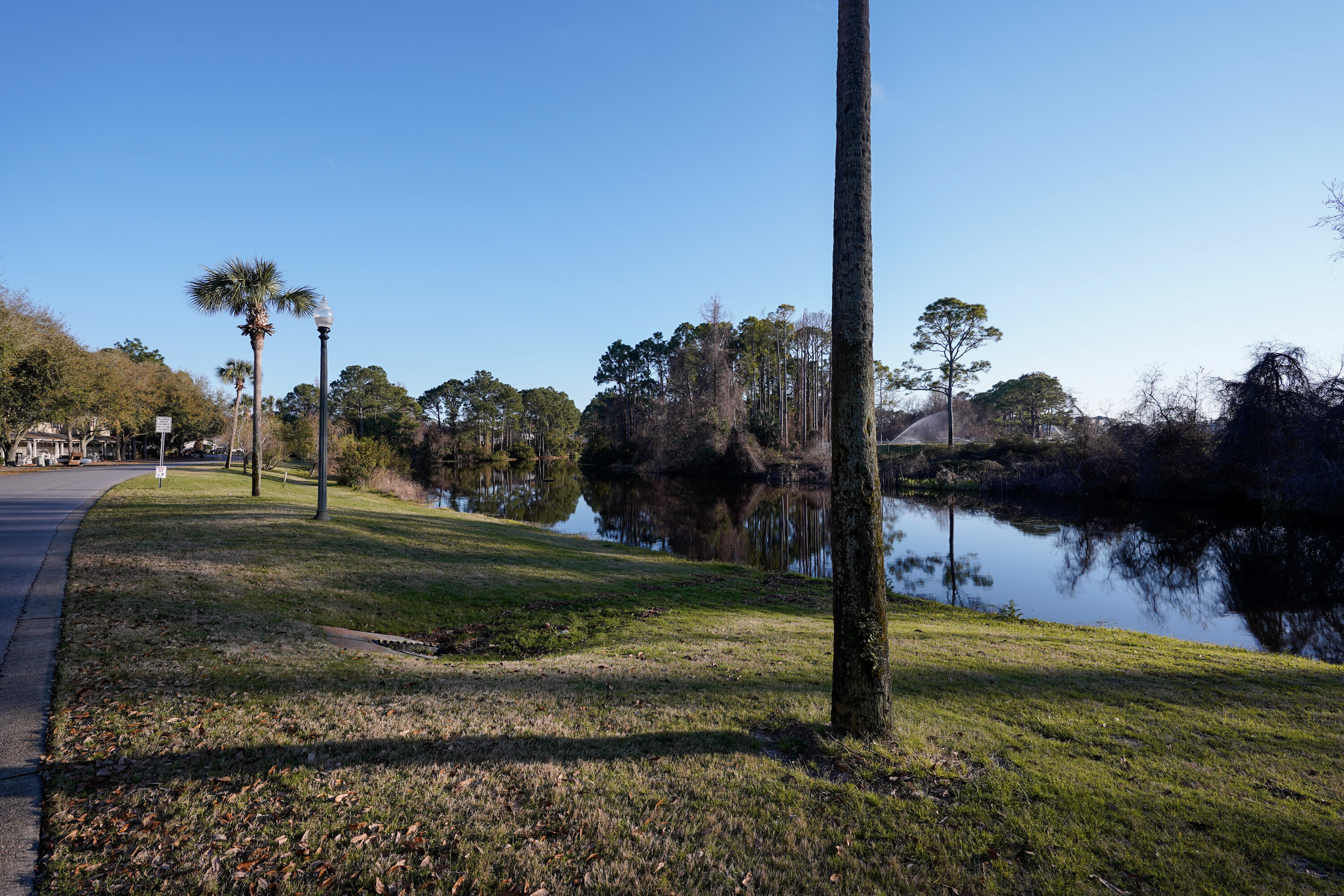 TWIN LAKES TOWNHOMES PH 2 - Residential Lease