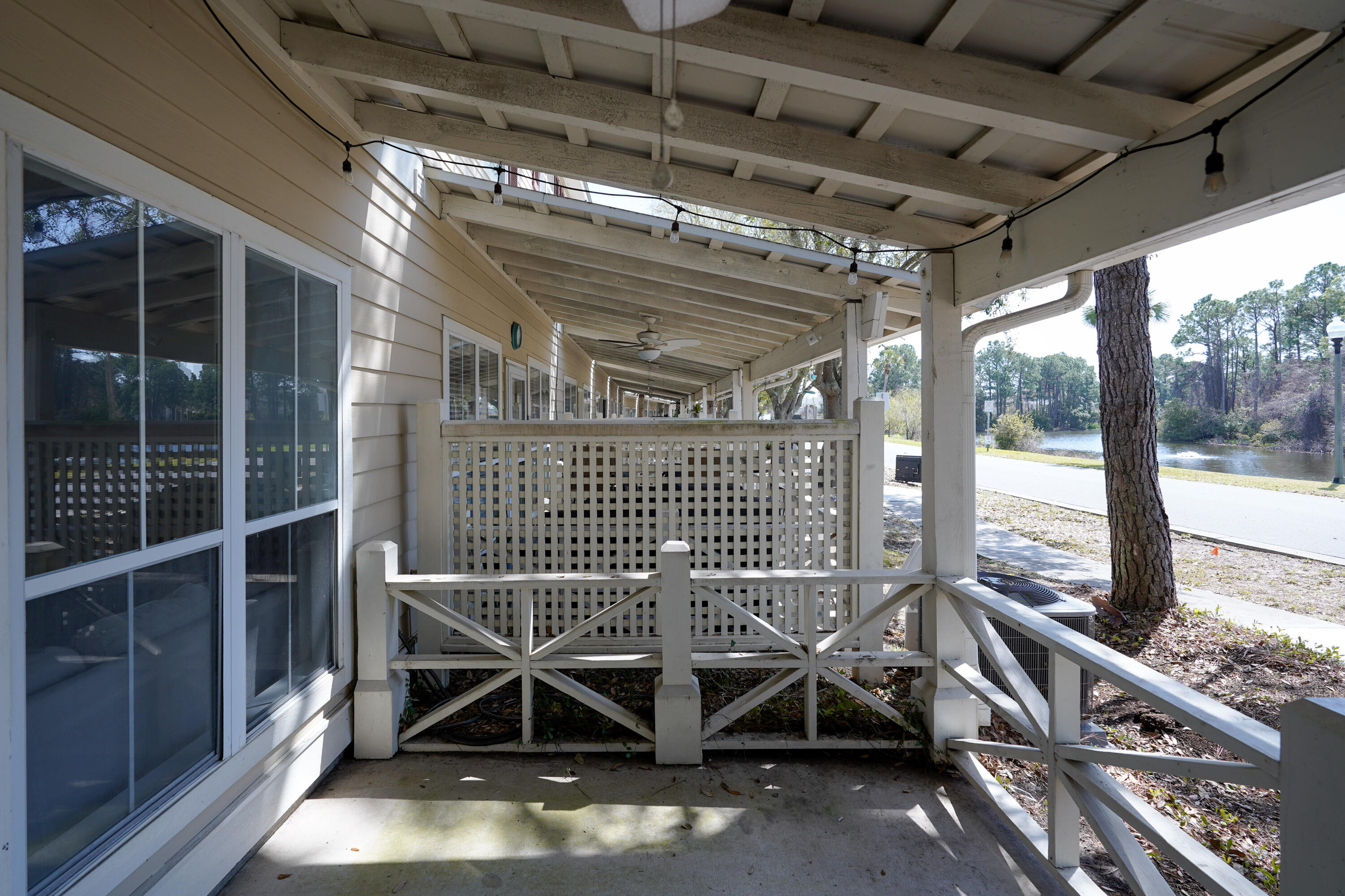 TWIN LAKES TOWNHOMES PH 2 - Residential Lease