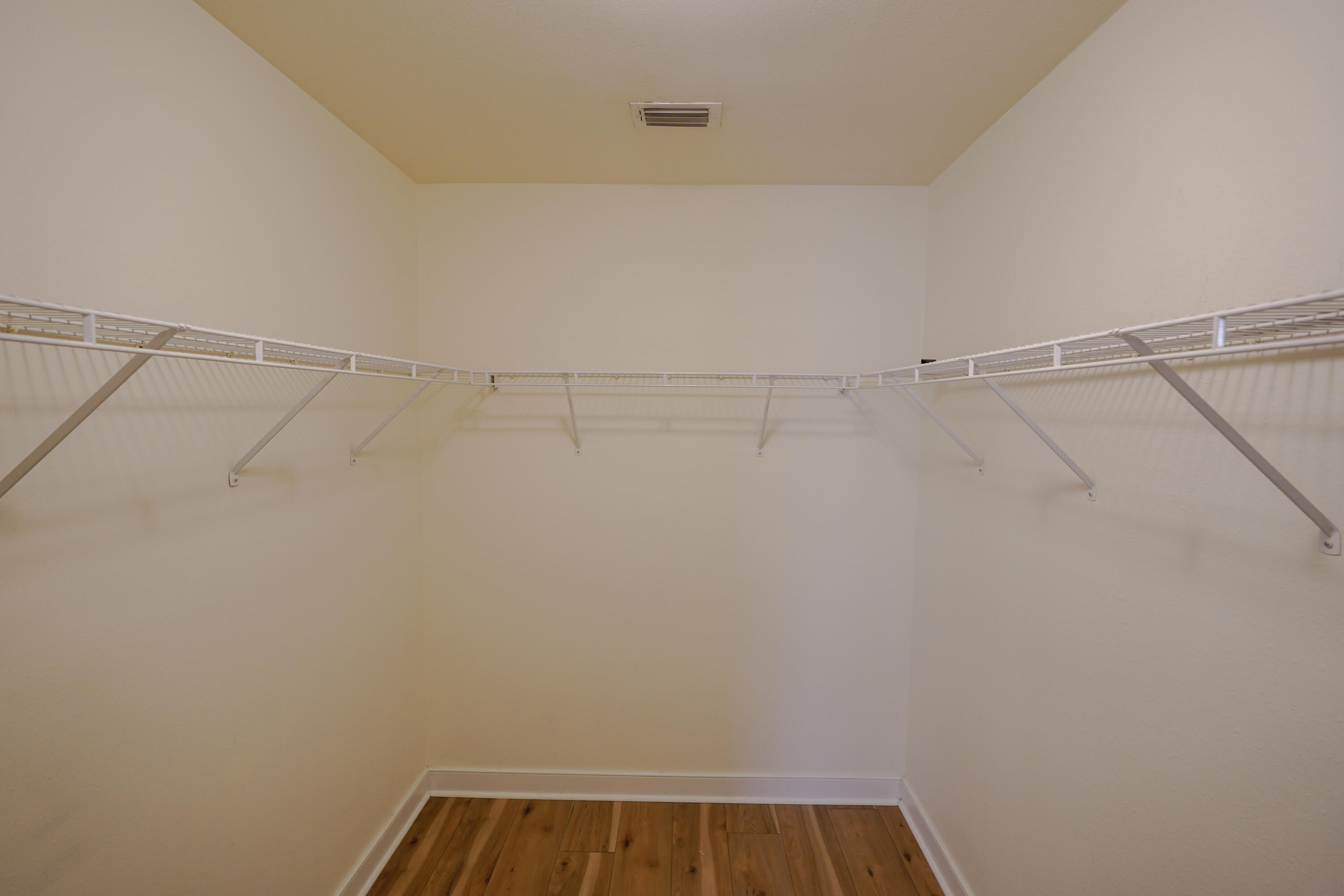 TWIN LAKES TOWNHOMES PH 2 - Residential Lease