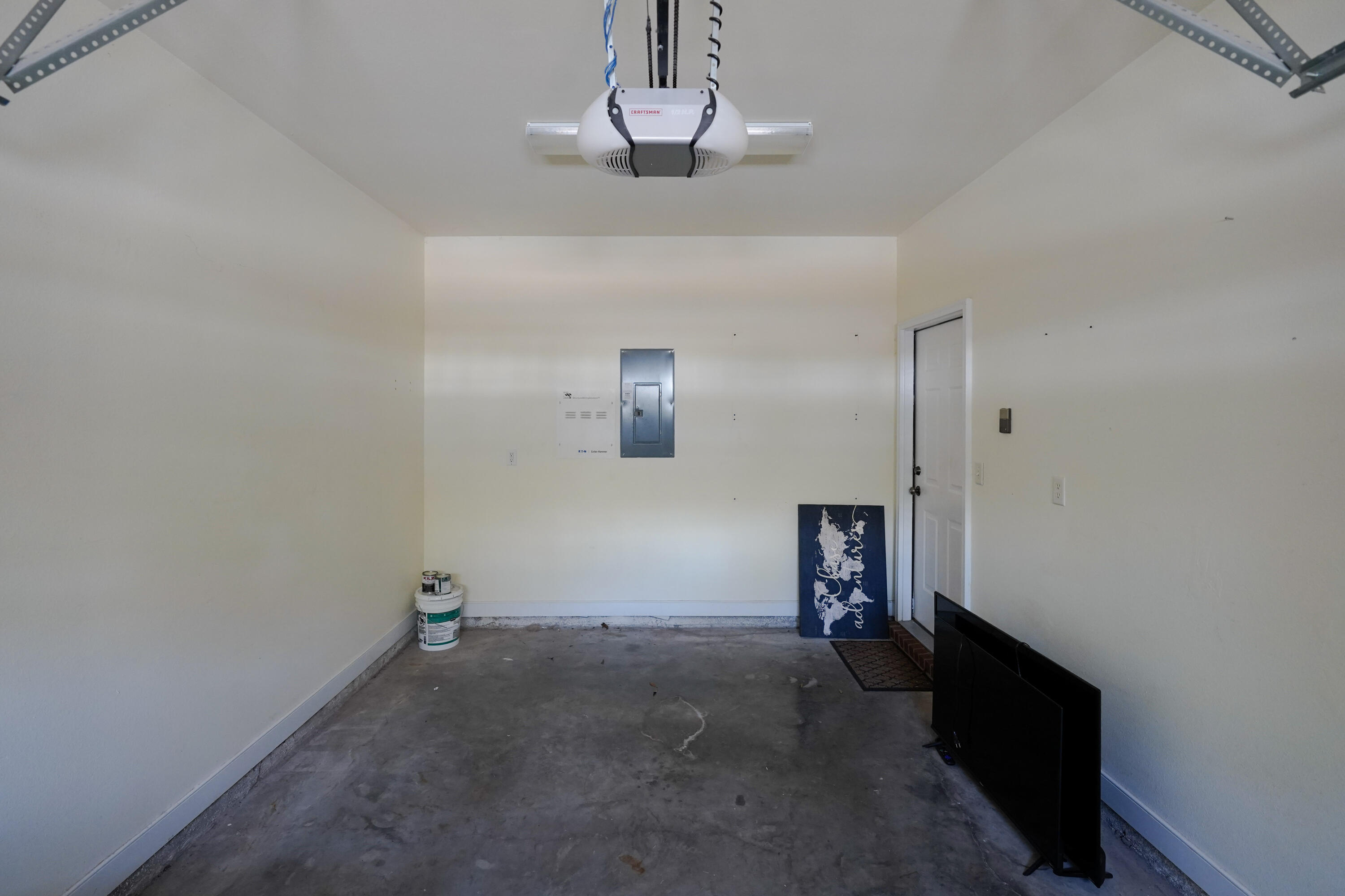 TWIN LAKES TOWNHOMES PH 2 - Residential Lease