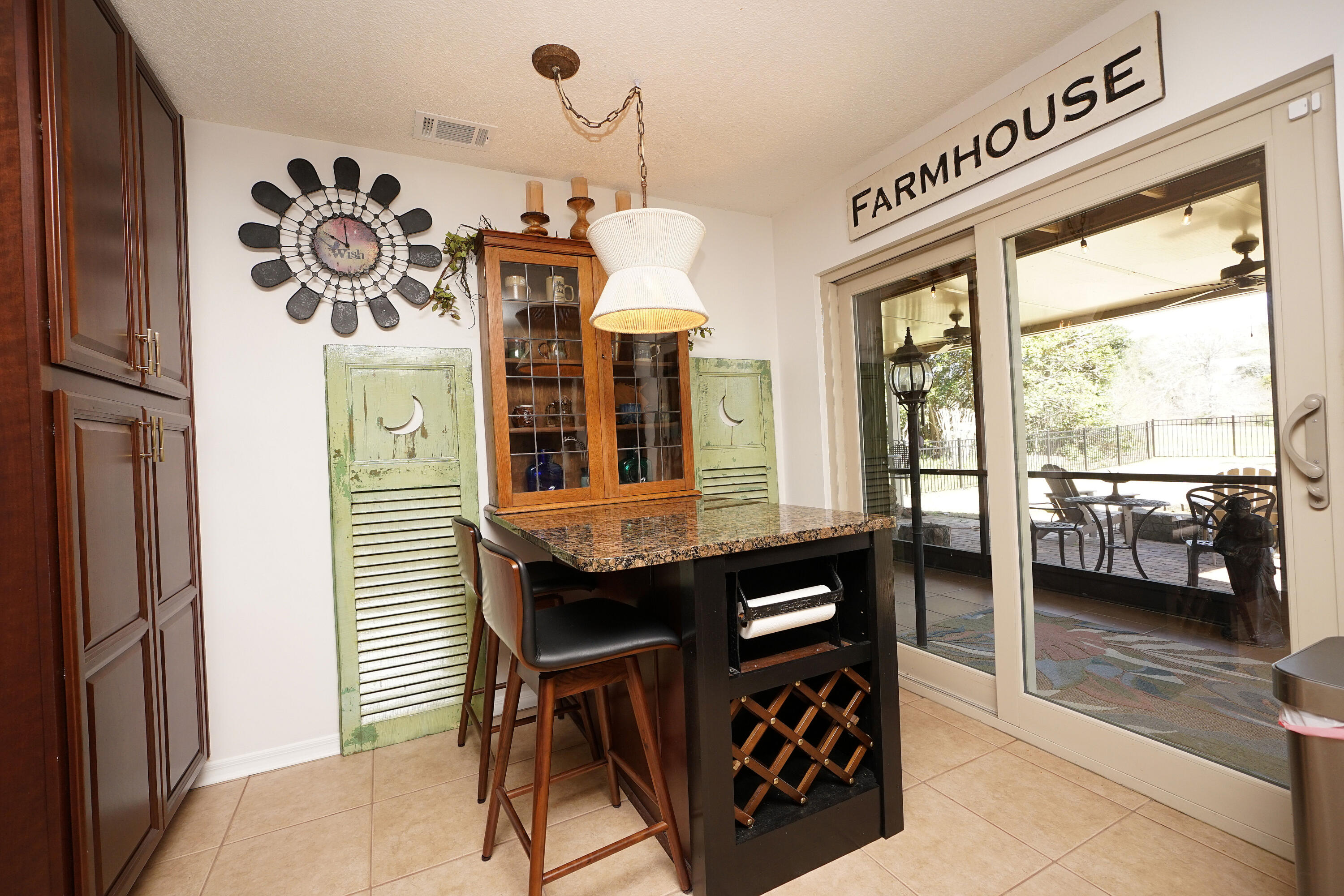 ST ANDREWS EAST BLUEWATER BAY - Residential