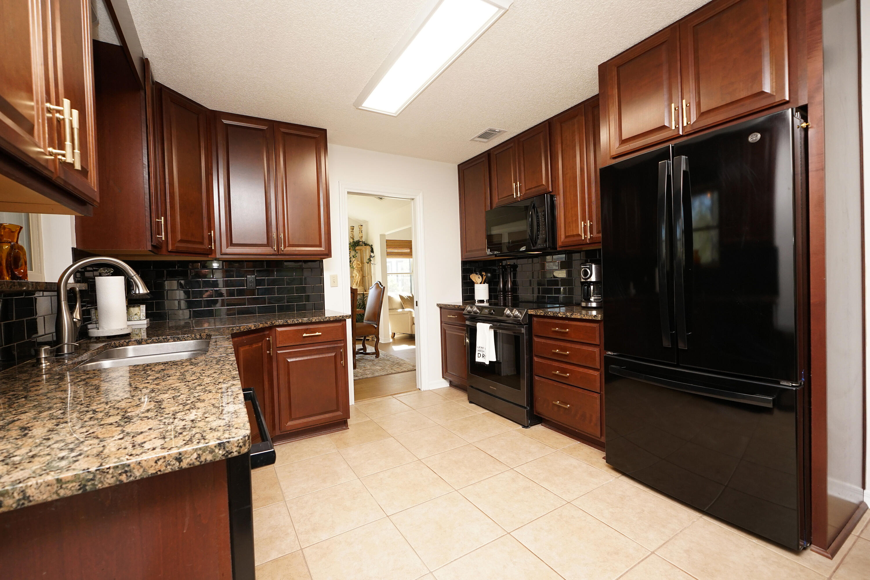 ST ANDREWS EAST BLUEWATER BAY - Residential