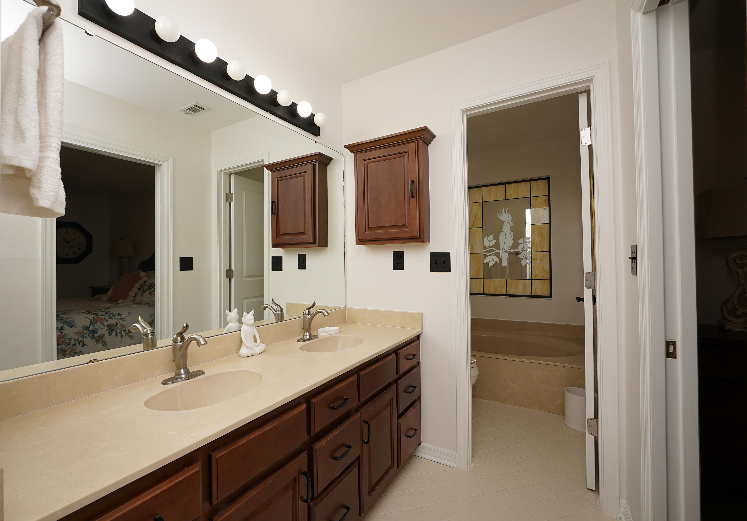 ST ANDREWS EAST BLUEWATER BAY - Residential