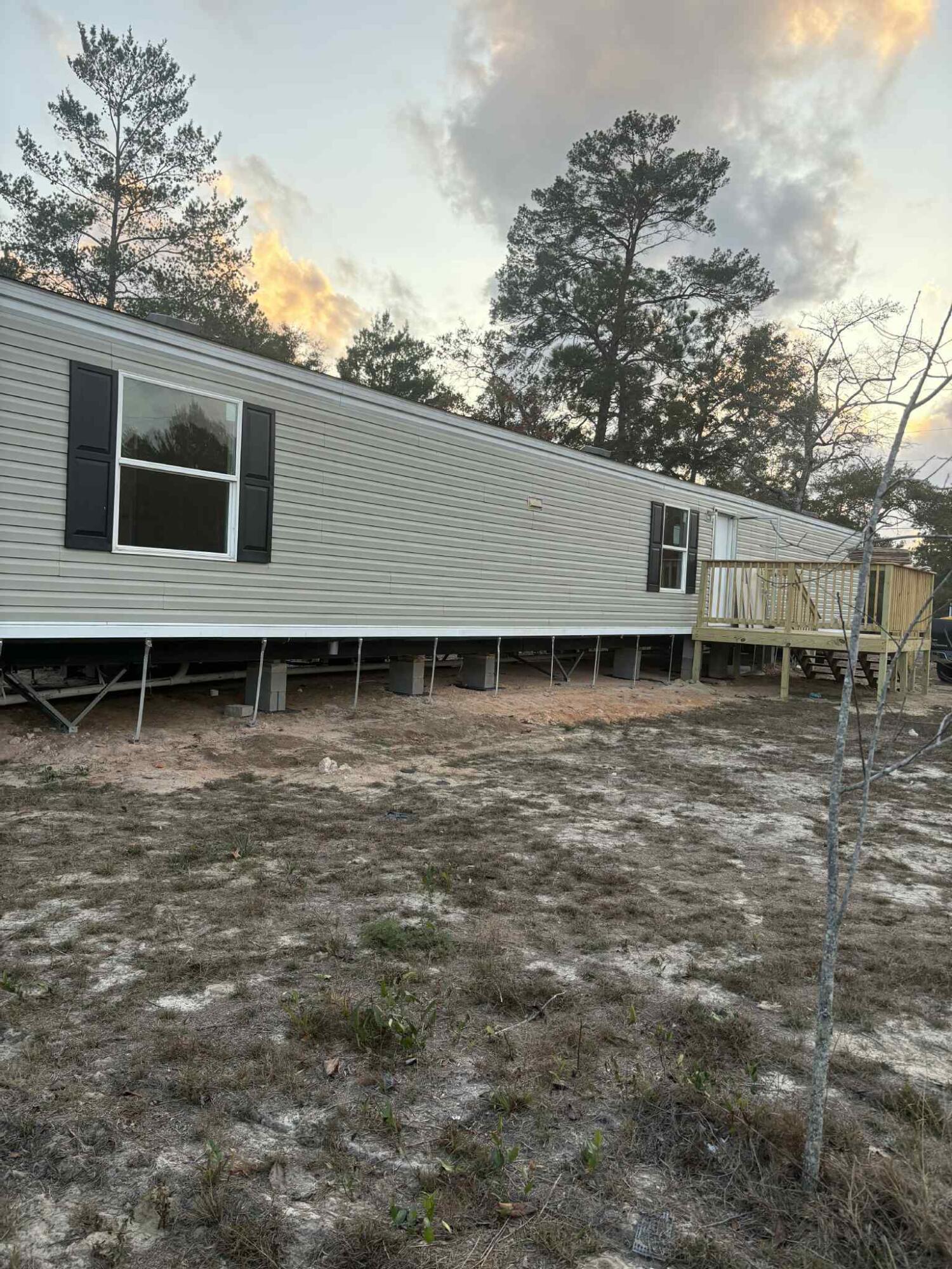 OAKWOOD LAKES ESTATES - Residential