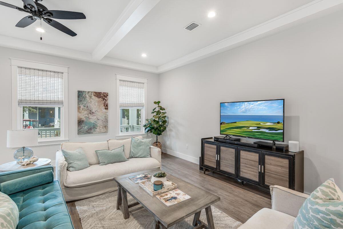HIGHLAND PARKS - Residential