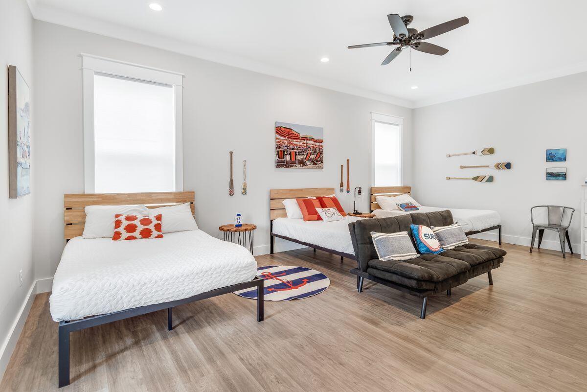 HIGHLAND PARKS - Residential