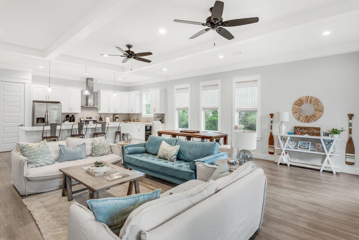 HIGHLAND PARKS - Residential