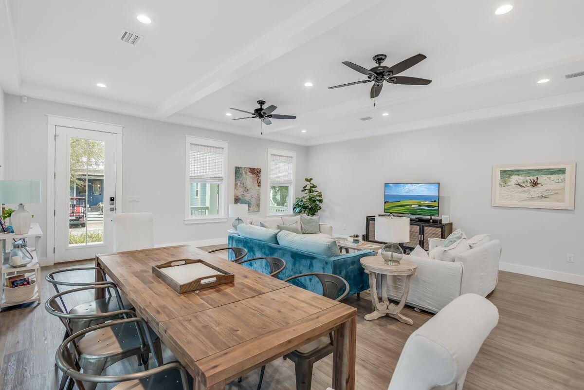 HIGHLAND PARKS - Residential
