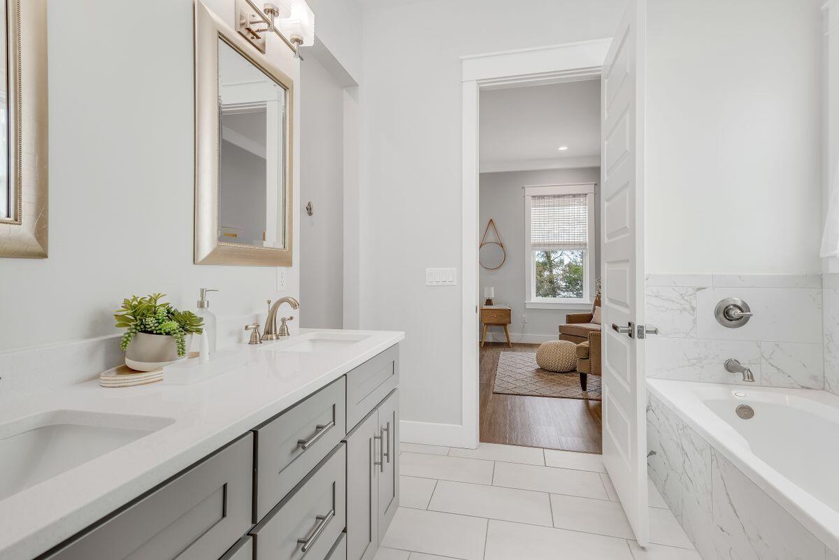 HIGHLAND PARKS - Residential