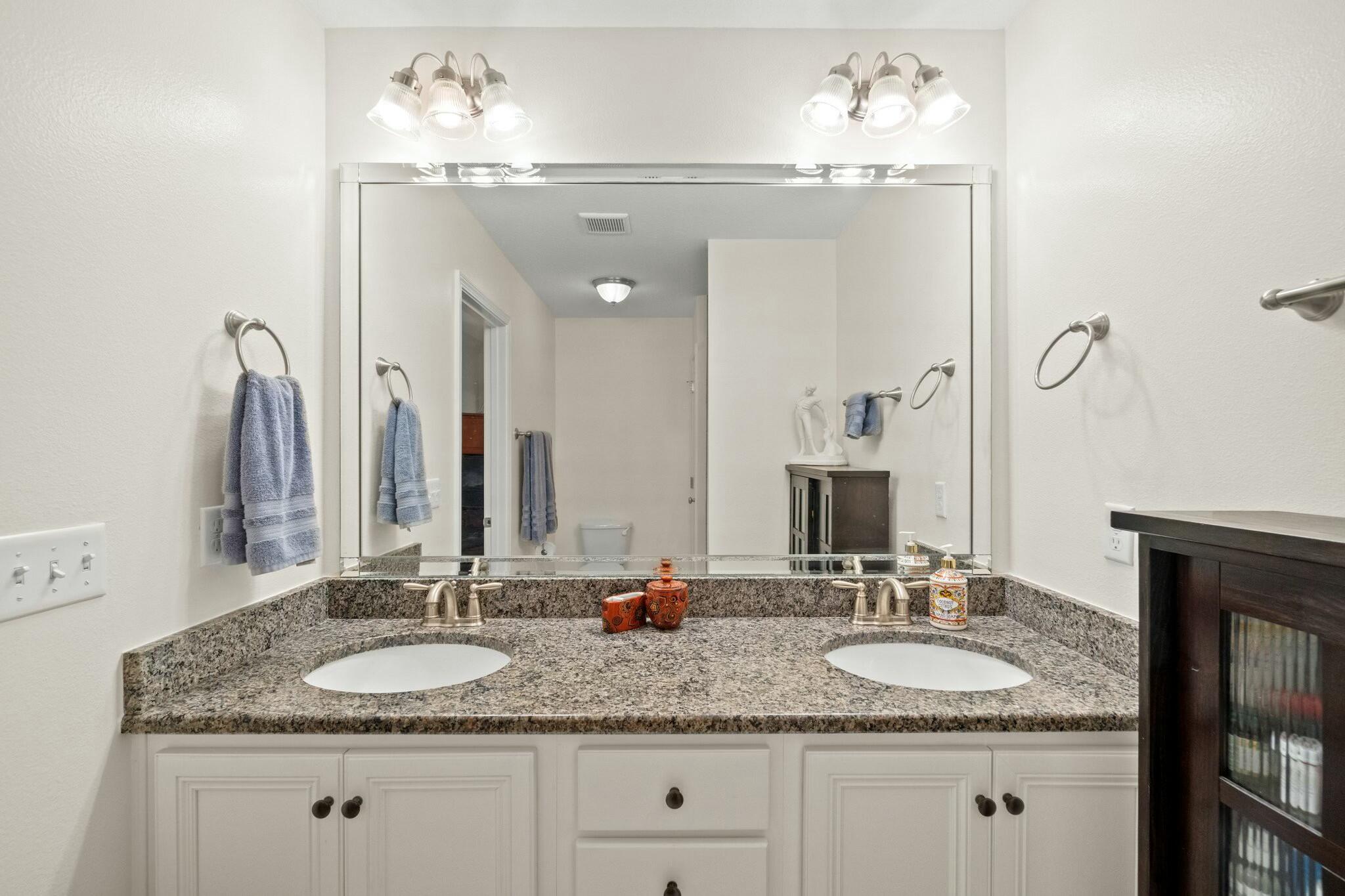 WATER OAKS T/H - Residential