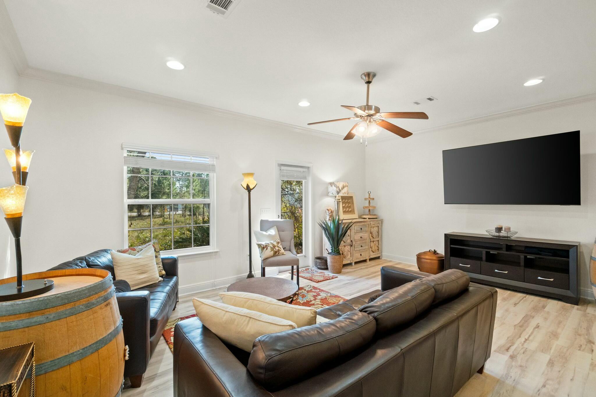WATER OAKS T/H - Residential
