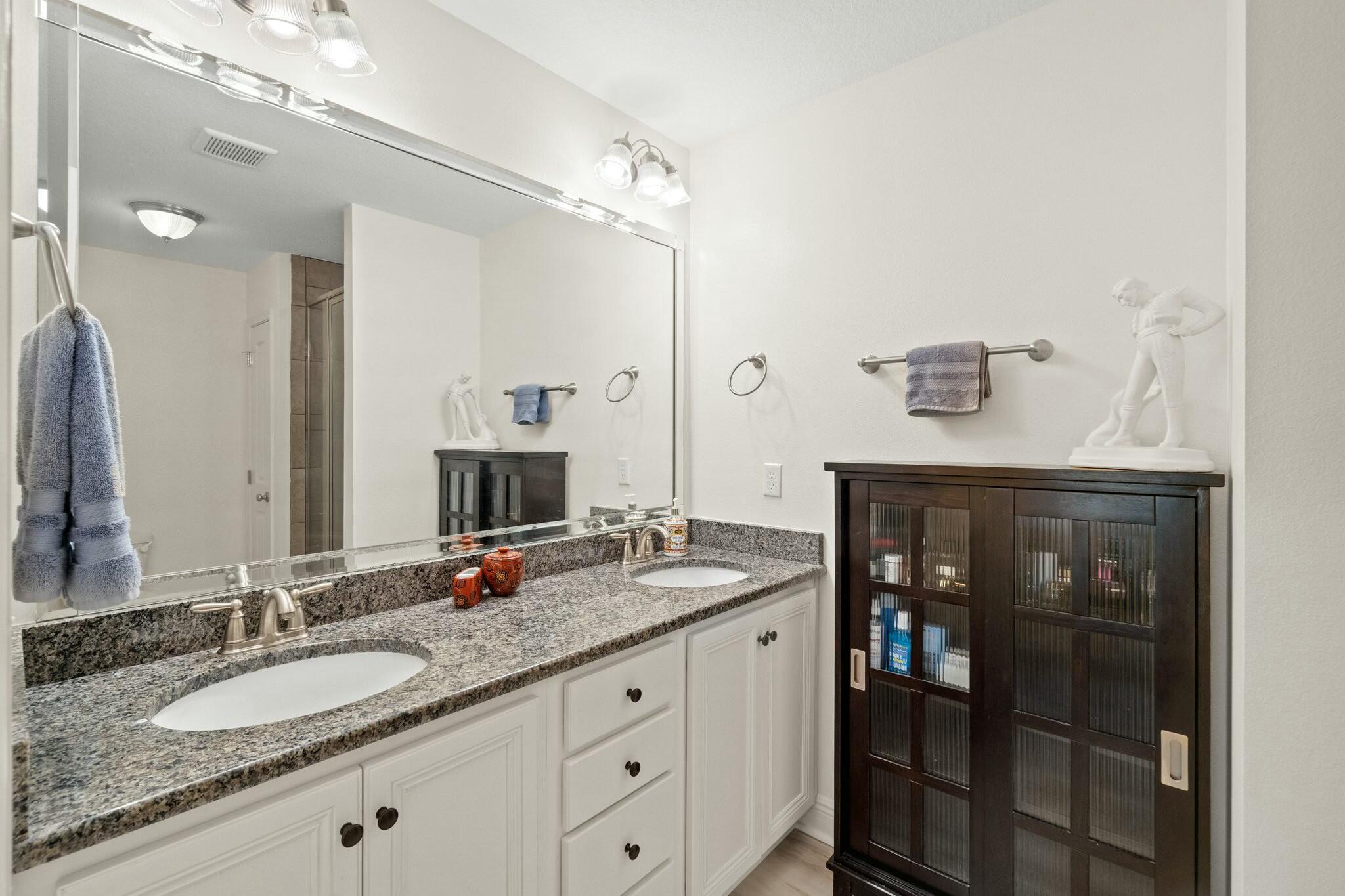 WATER OAKS T/H - Residential