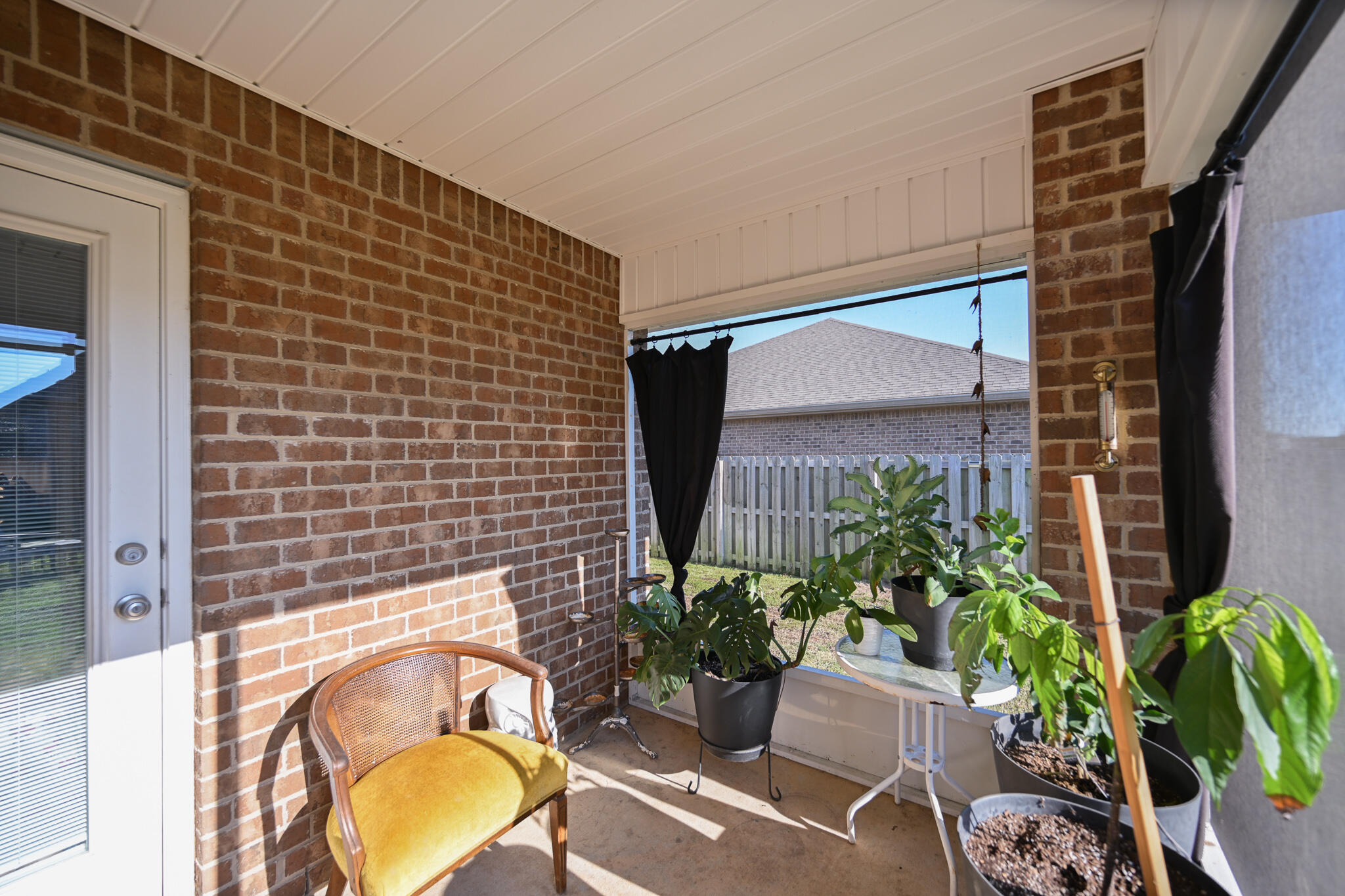 Redstone Commons - Residential