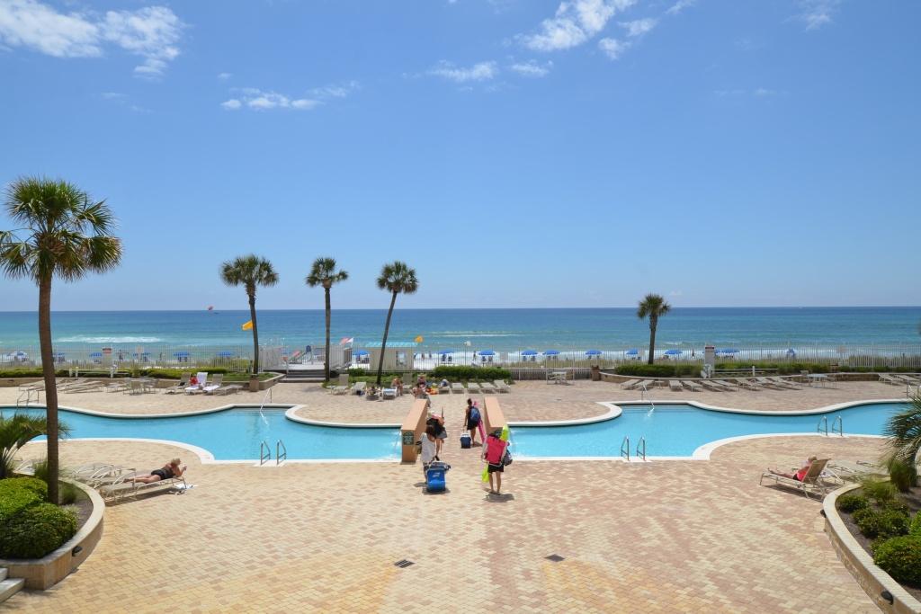 SILVER BEACH TOWERS - Residential