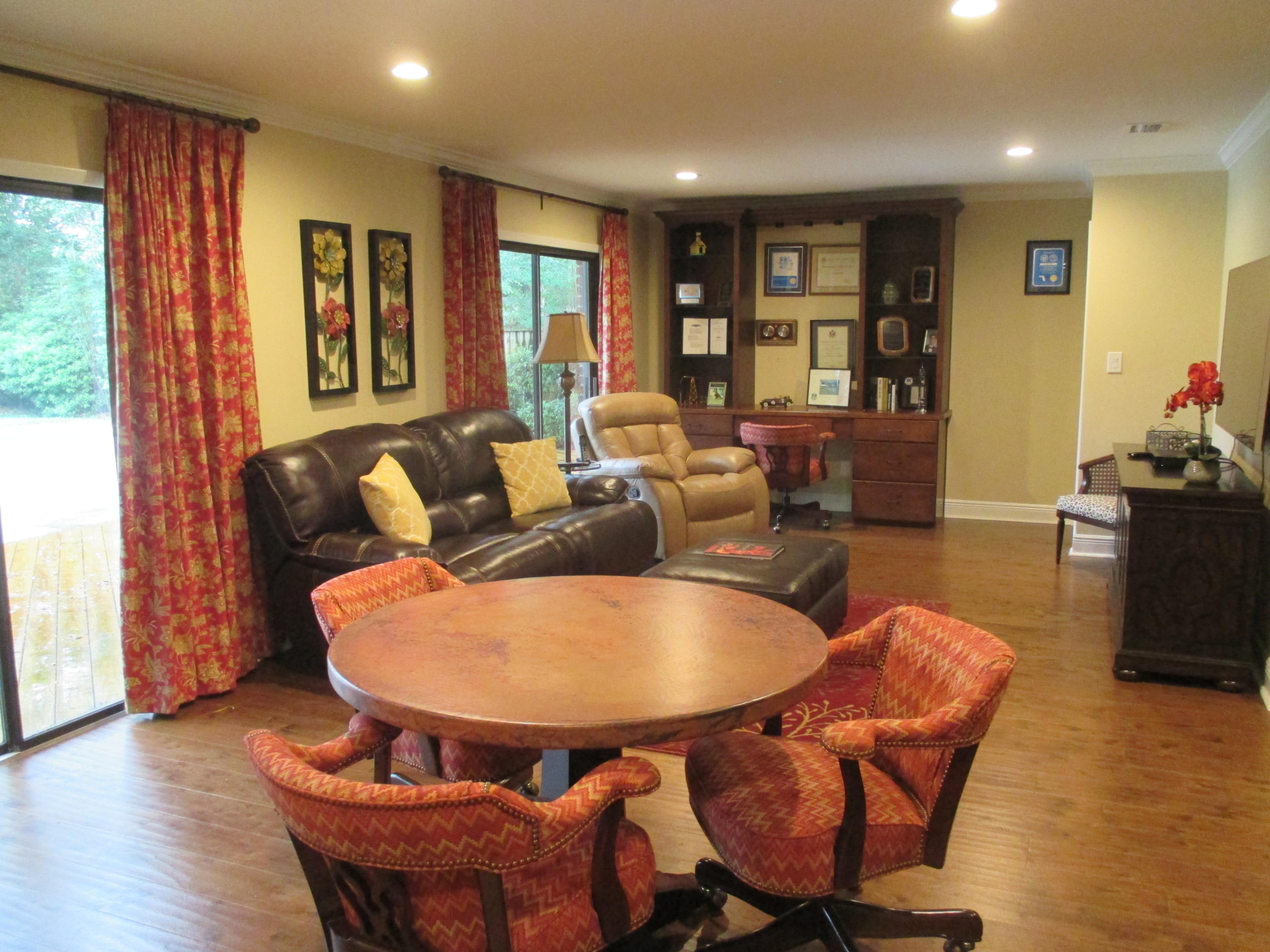 FOREST PARK - Residential