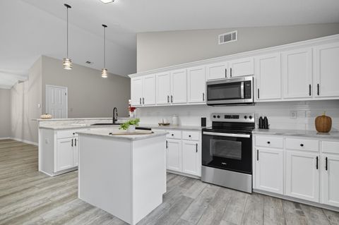 Photo of 725 Marsh Harbor Drive, Mary Esther, FL 32569 (MLS # 987651)