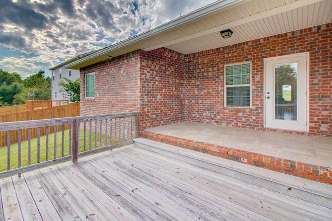 THE OVERLOOK AT CHESTNUT RIDGE - Residential Lease