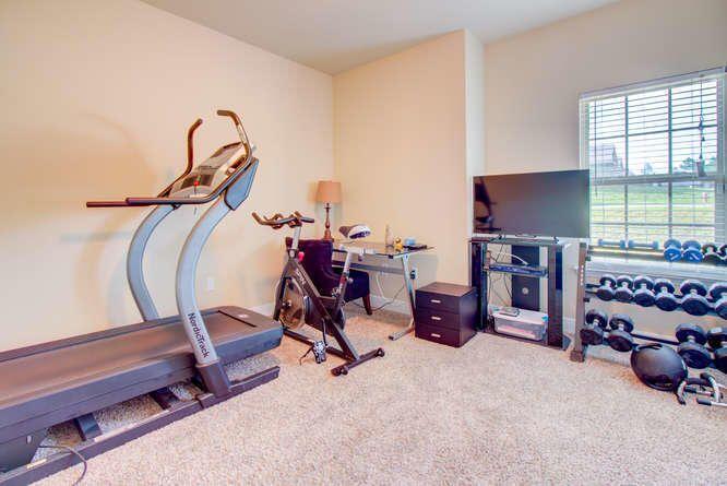 THE OVERLOOK AT CHESTNUT RIDGE - Residential Lease