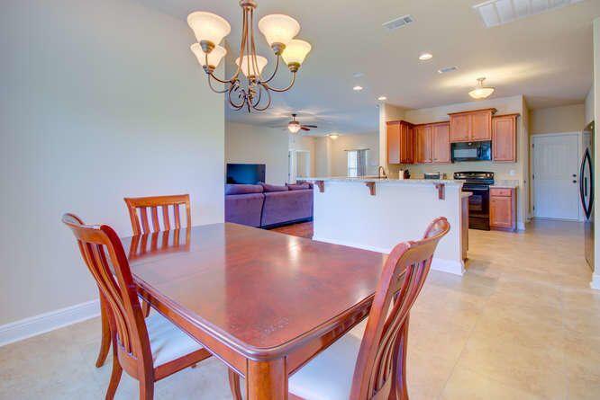 THE OVERLOOK AT CHESTNUT RIDGE - Residential Lease