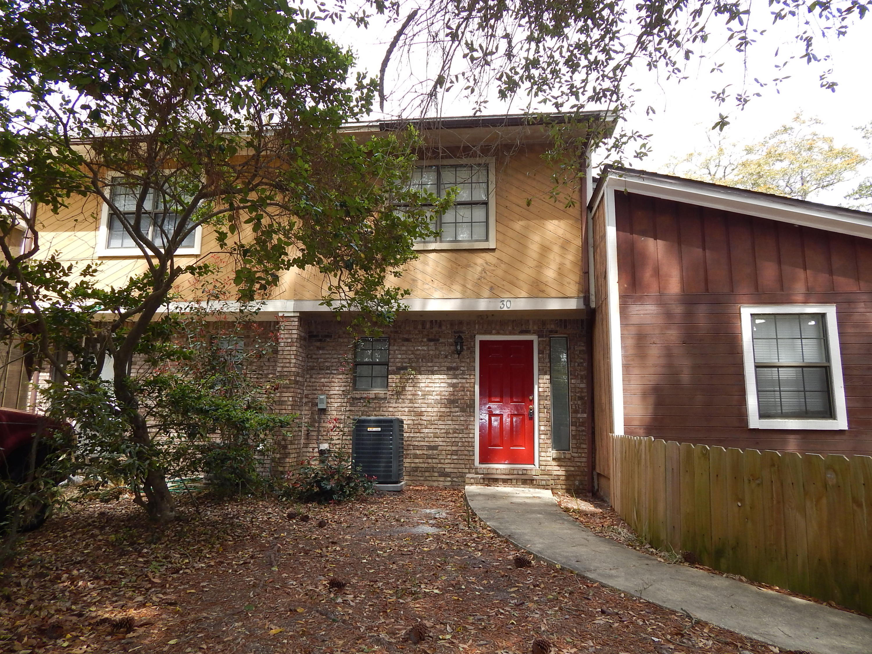 HOWARD GILL REPLAT - Residential