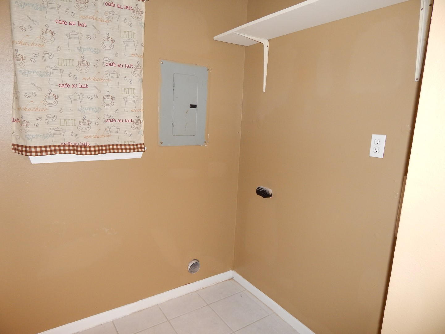 HOWARD GILL REPLAT - Residential