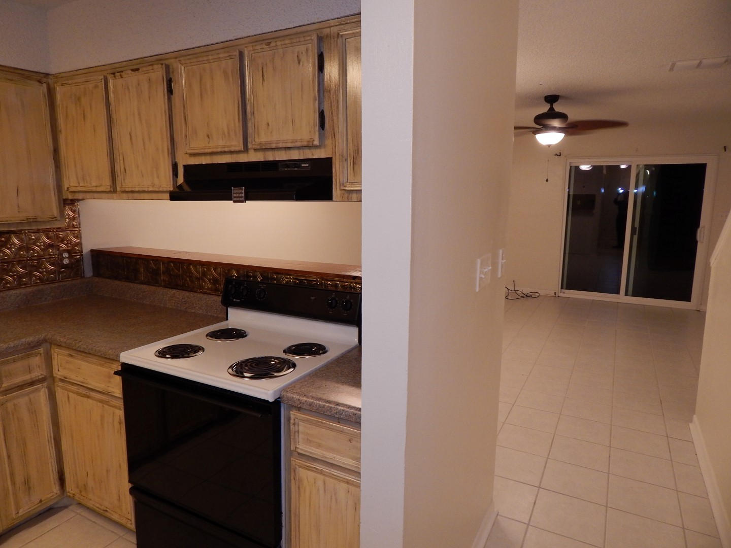 HOWARD GILL REPLAT - Residential