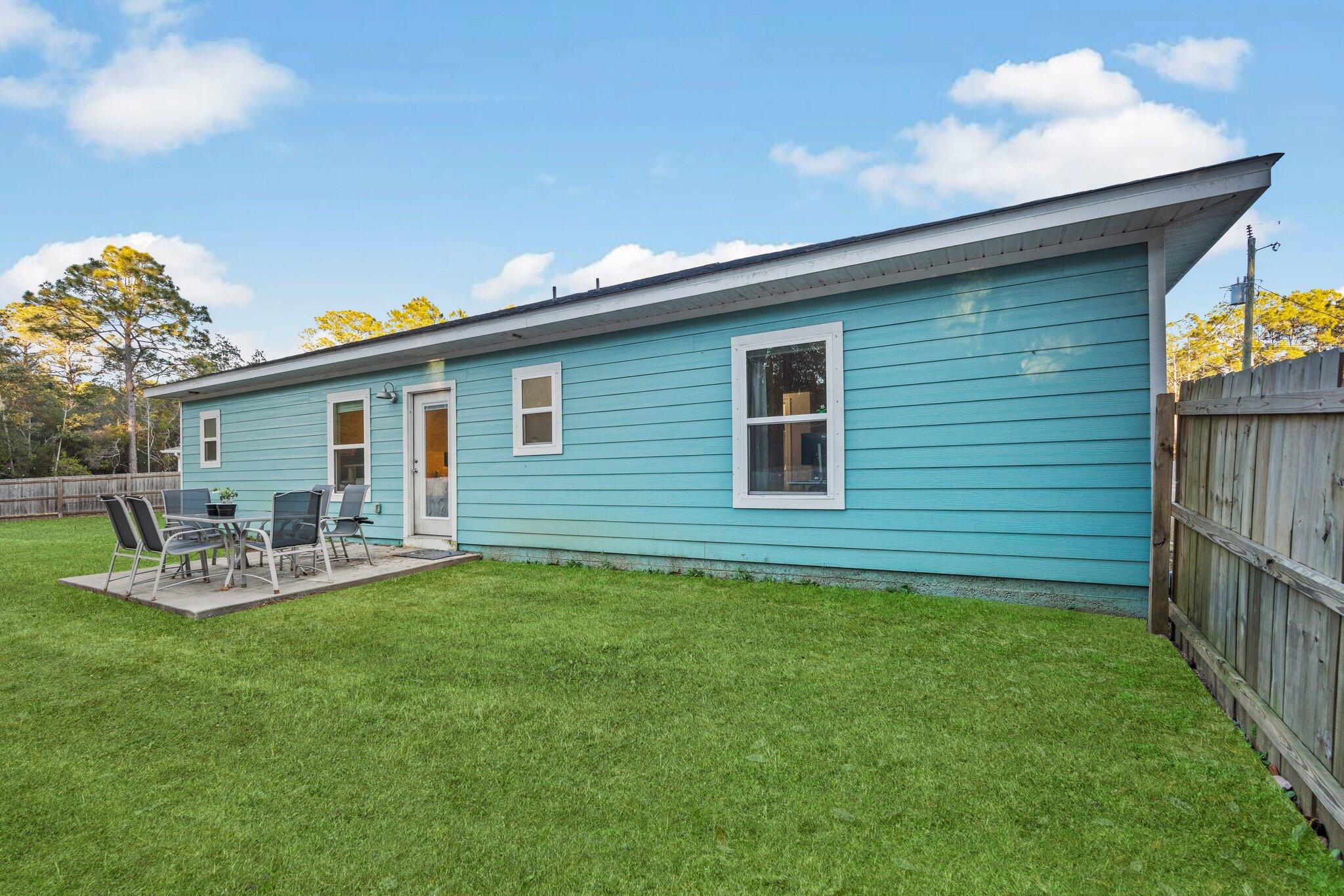 COMMODORE PARK - Residential