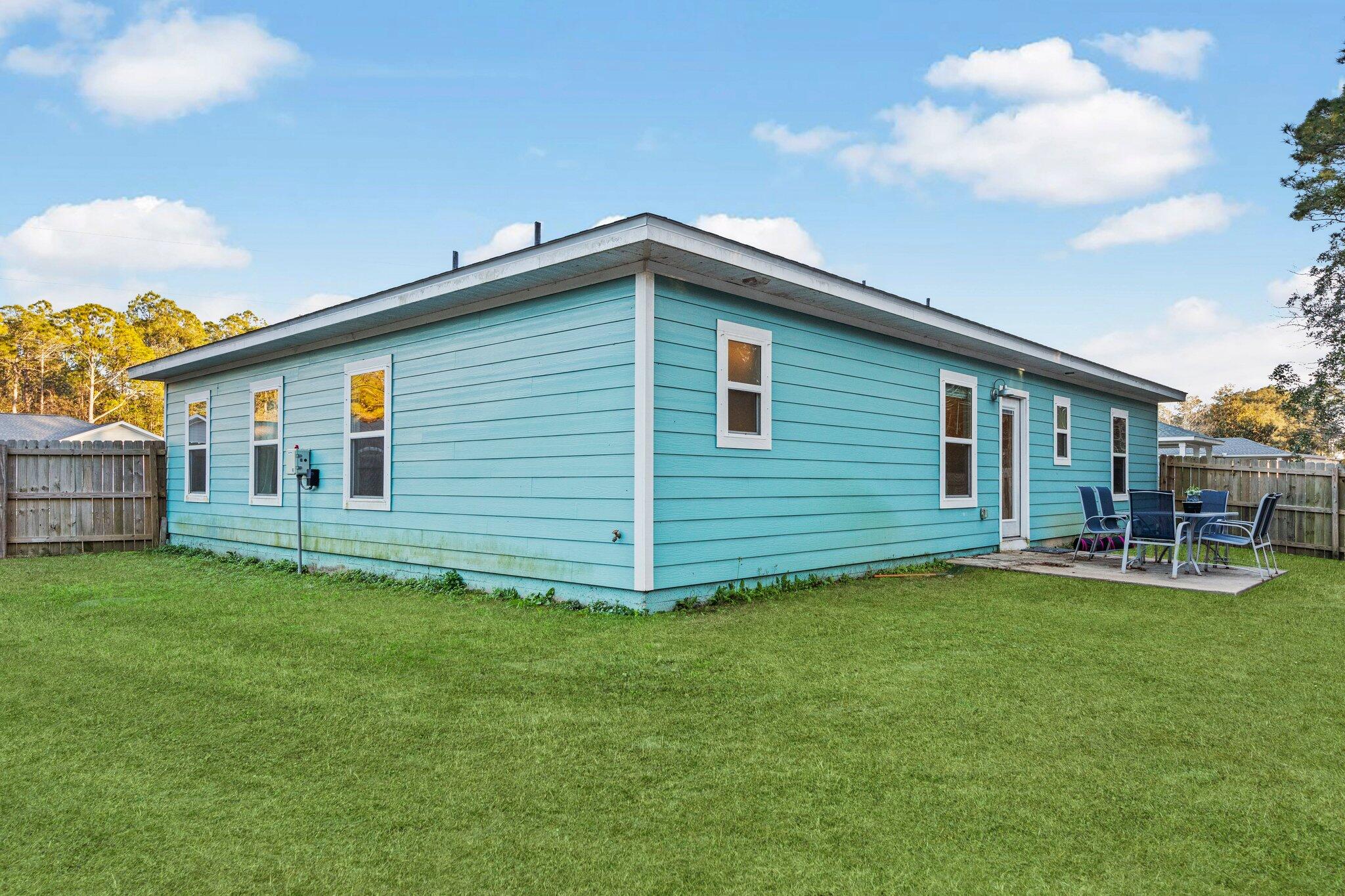 COMMODORE PARK - Residential