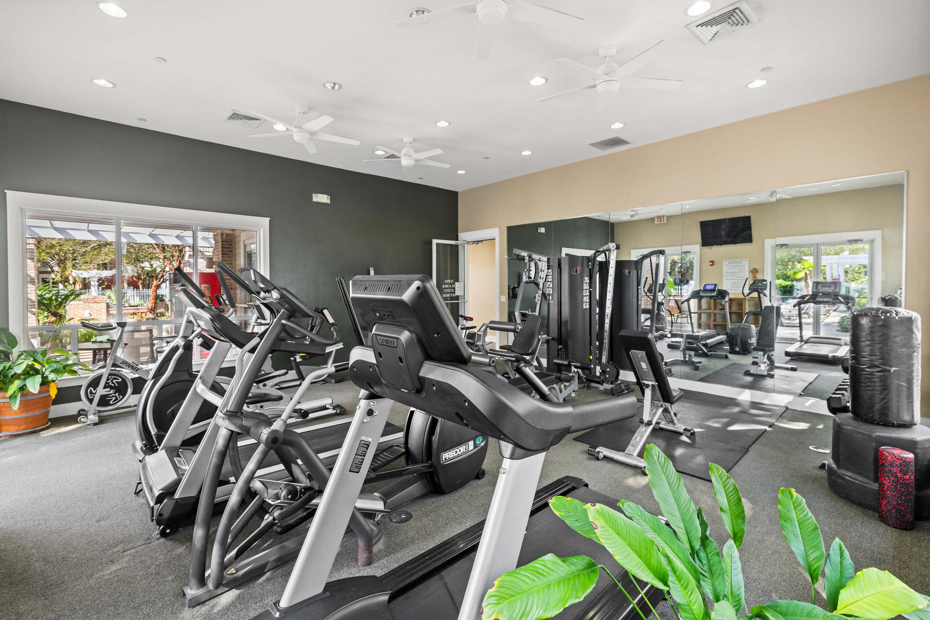 OBSERVATION POINT - Residential