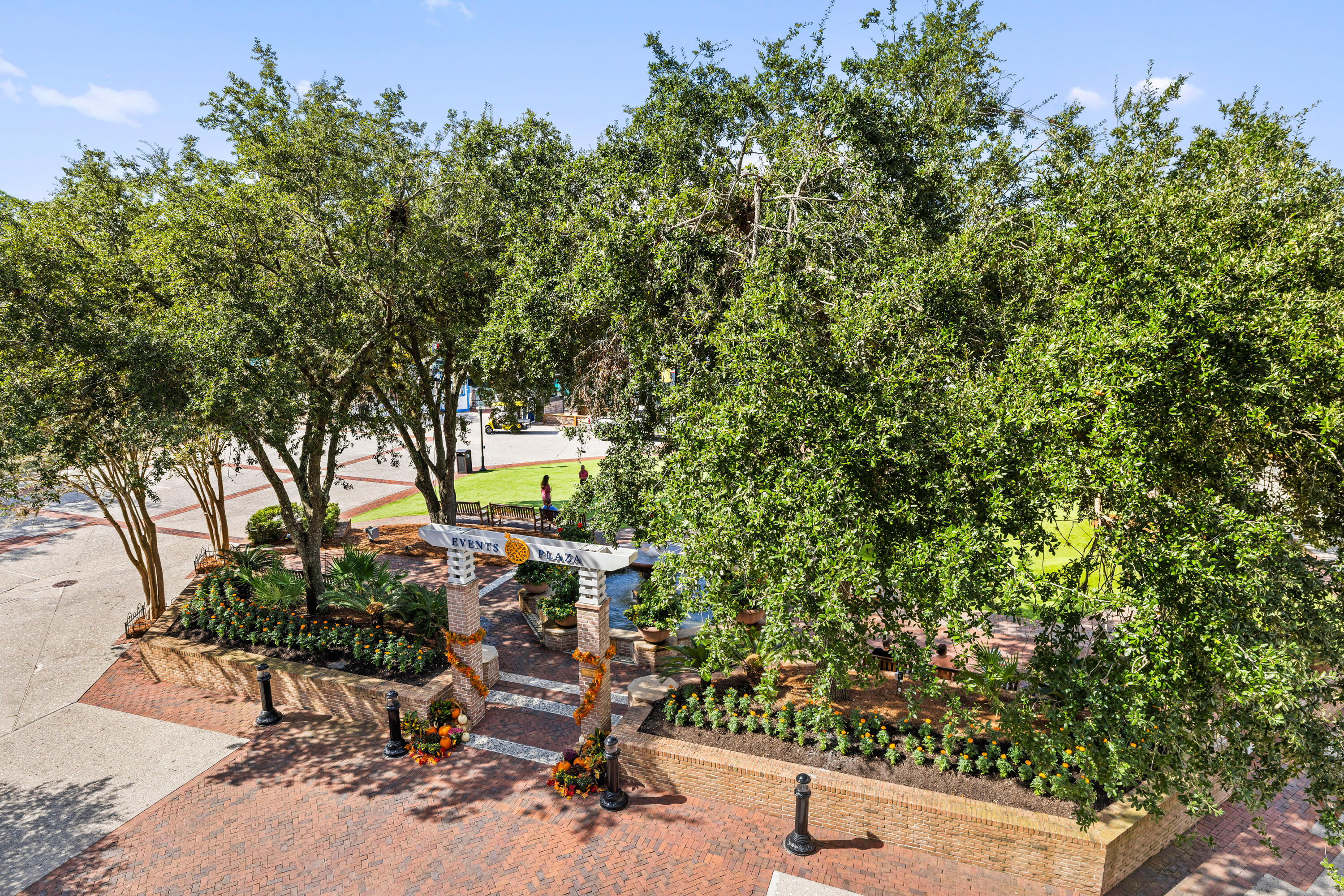 OBSERVATION POINT - Residential