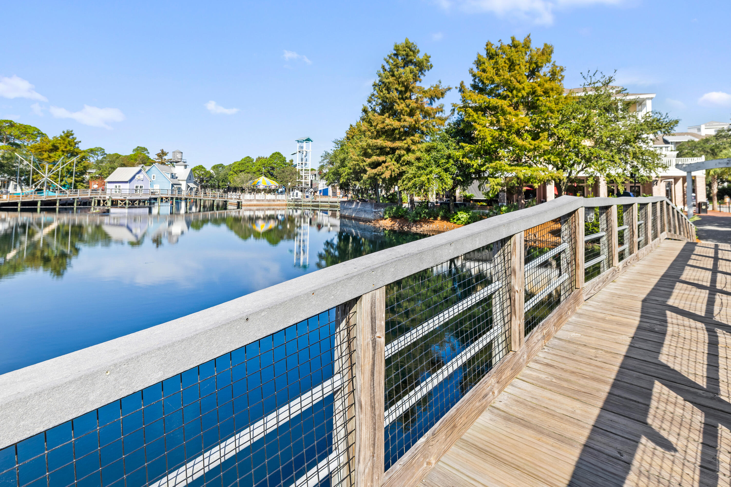 OBSERVATION POINT - Residential
