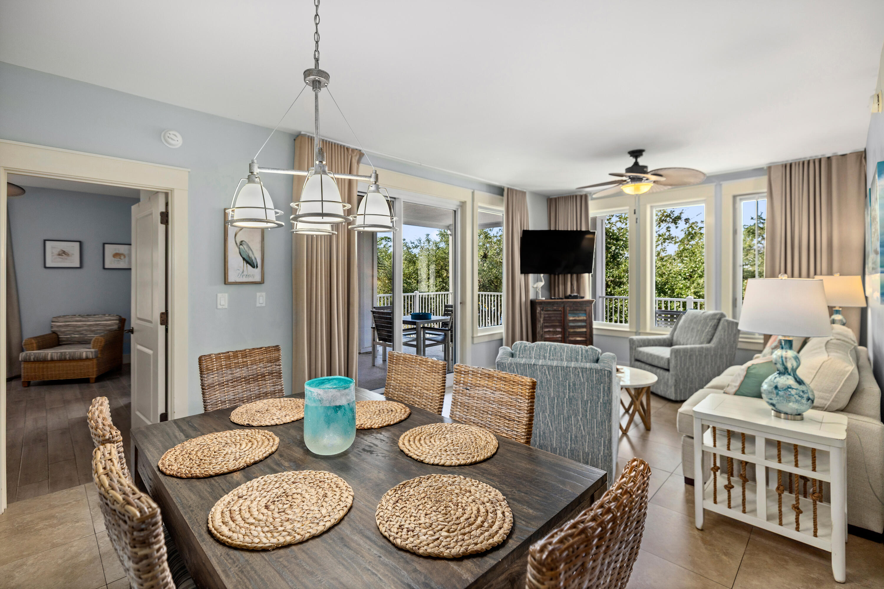 OBSERVATION POINT - Residential