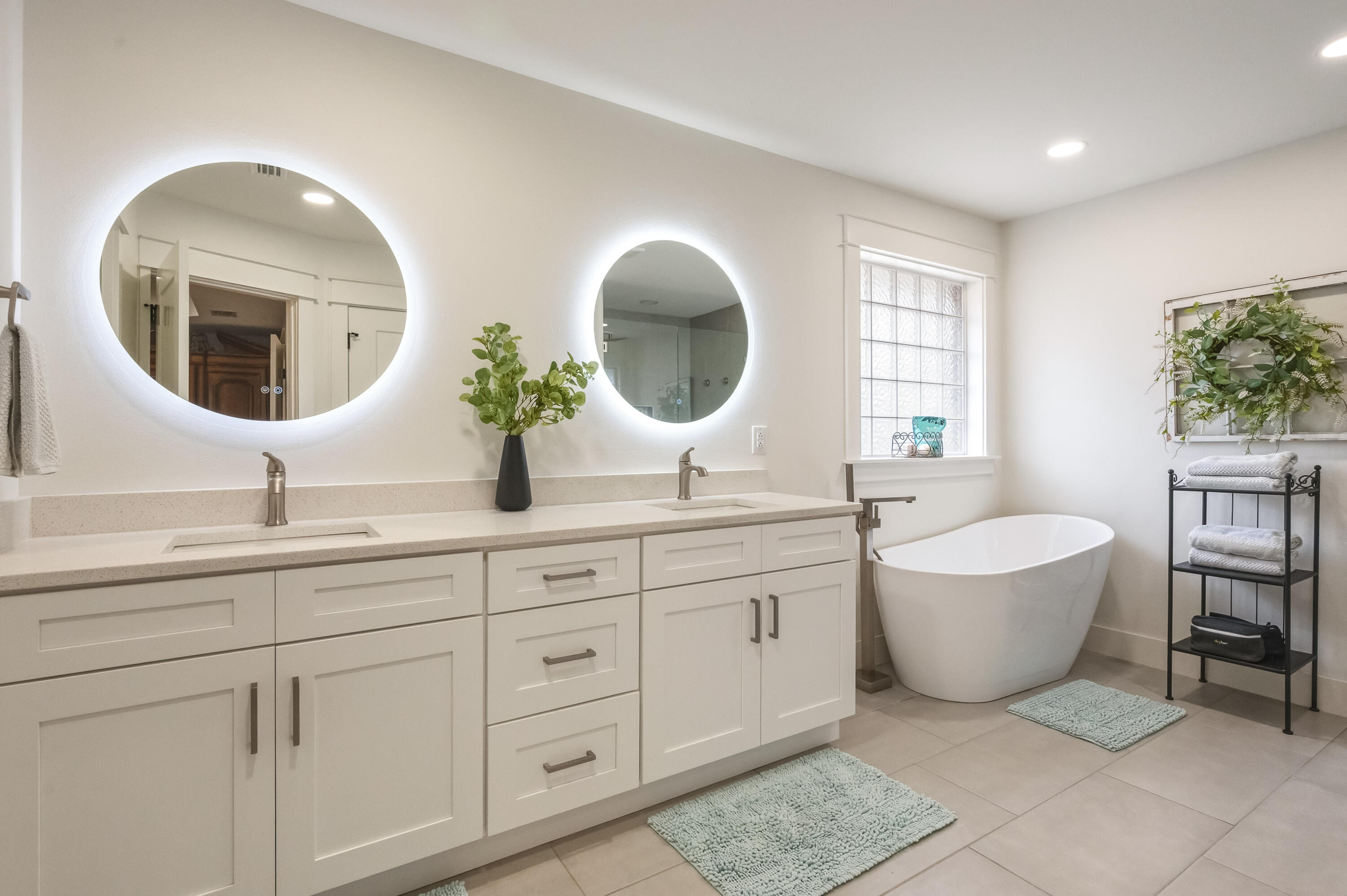 BAYSHORE PLACE PH 2 - Residential