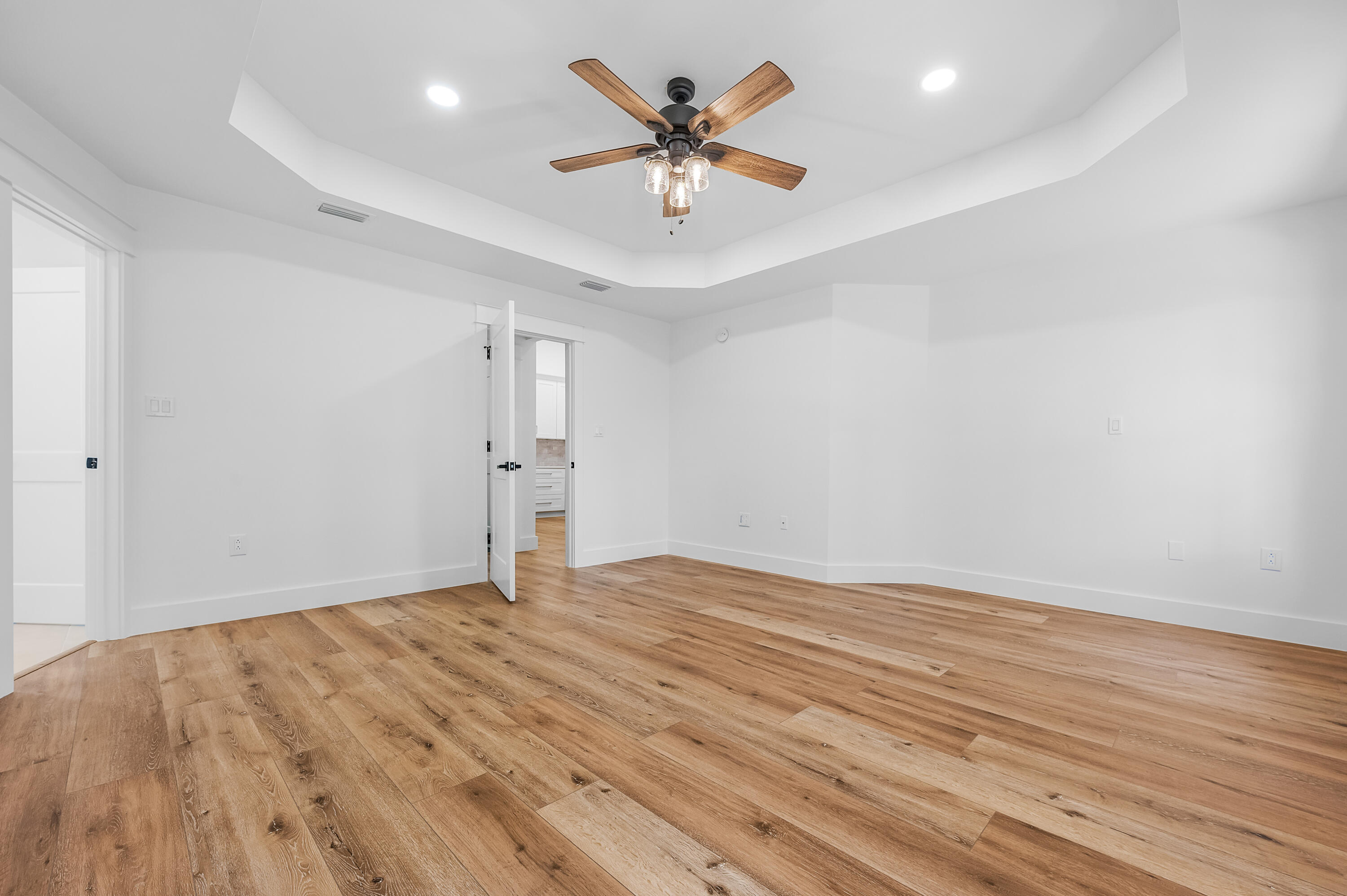 BAYSHORE PLACE PH 2 - Residential