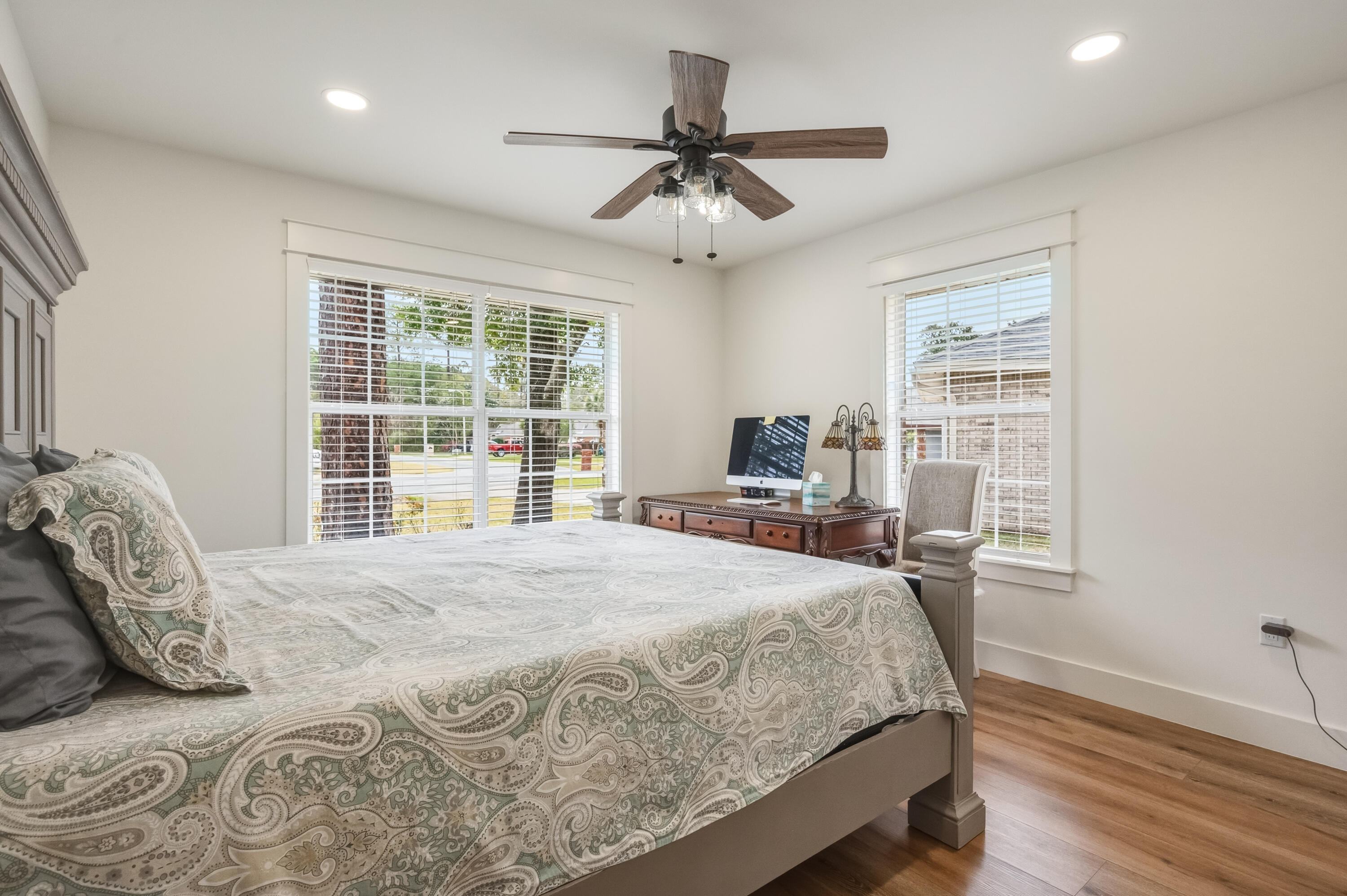 BAYSHORE PLACE PH 2 - Residential