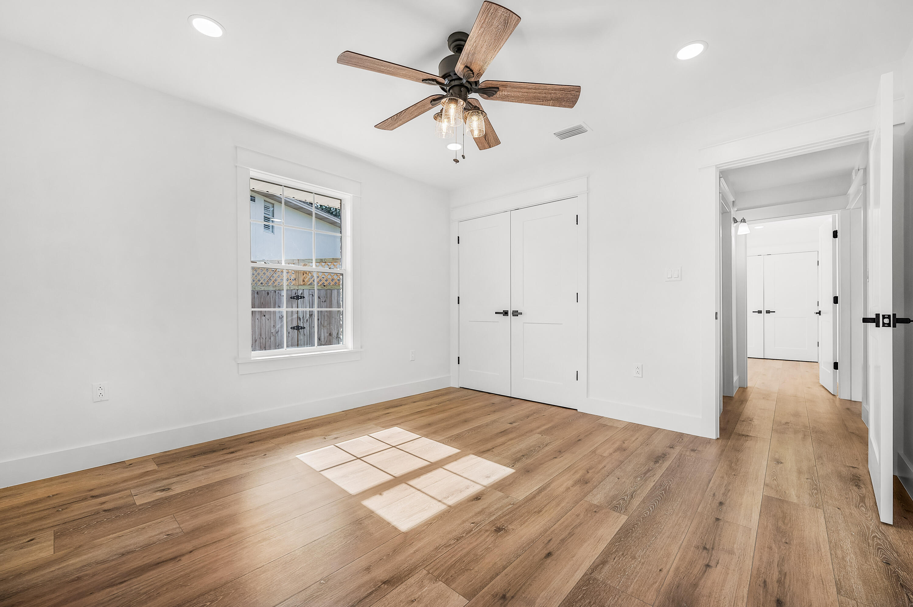 BAYSHORE PLACE PH 2 - Residential