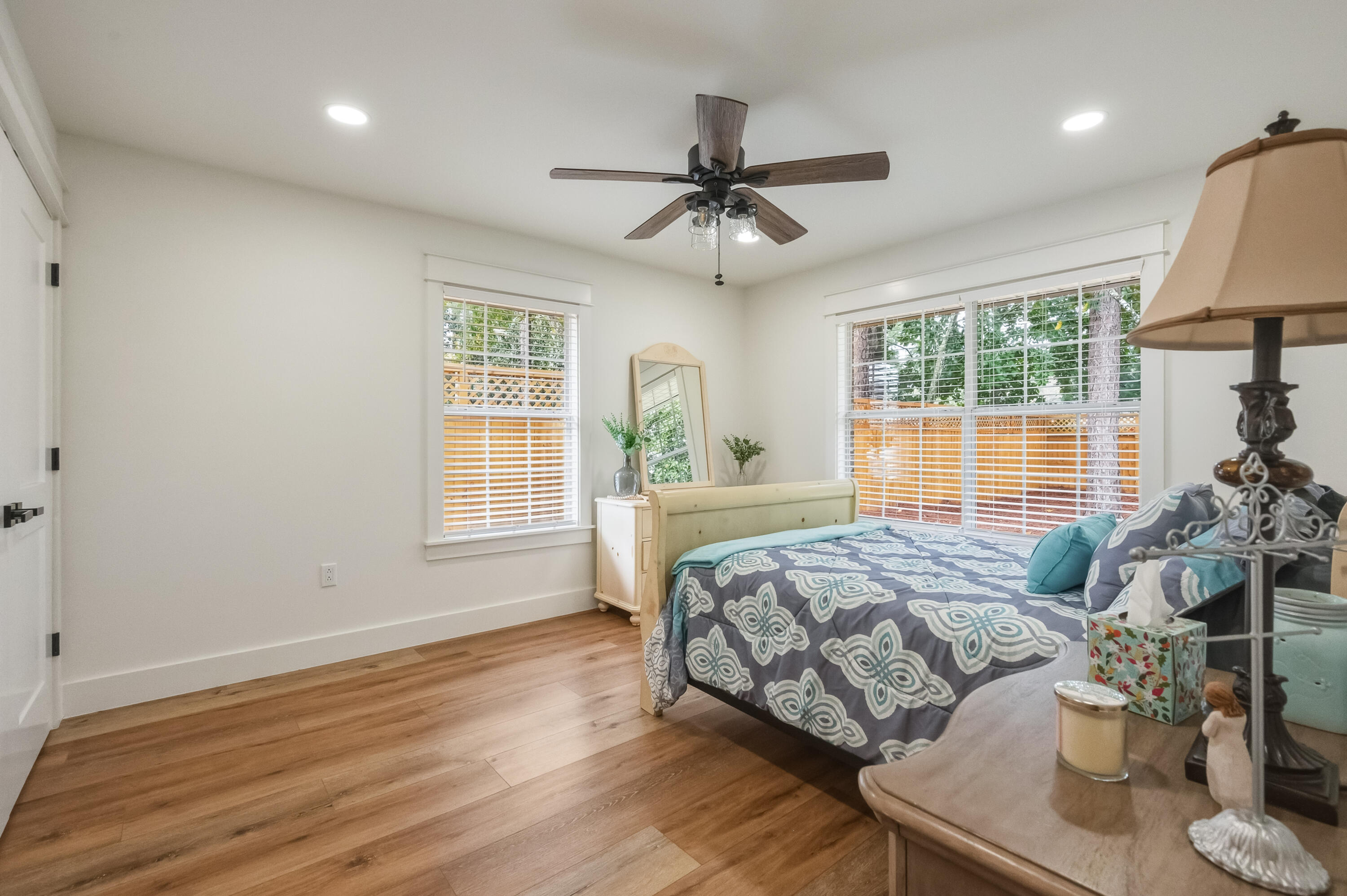 BAYSHORE PLACE PH 2 - Residential