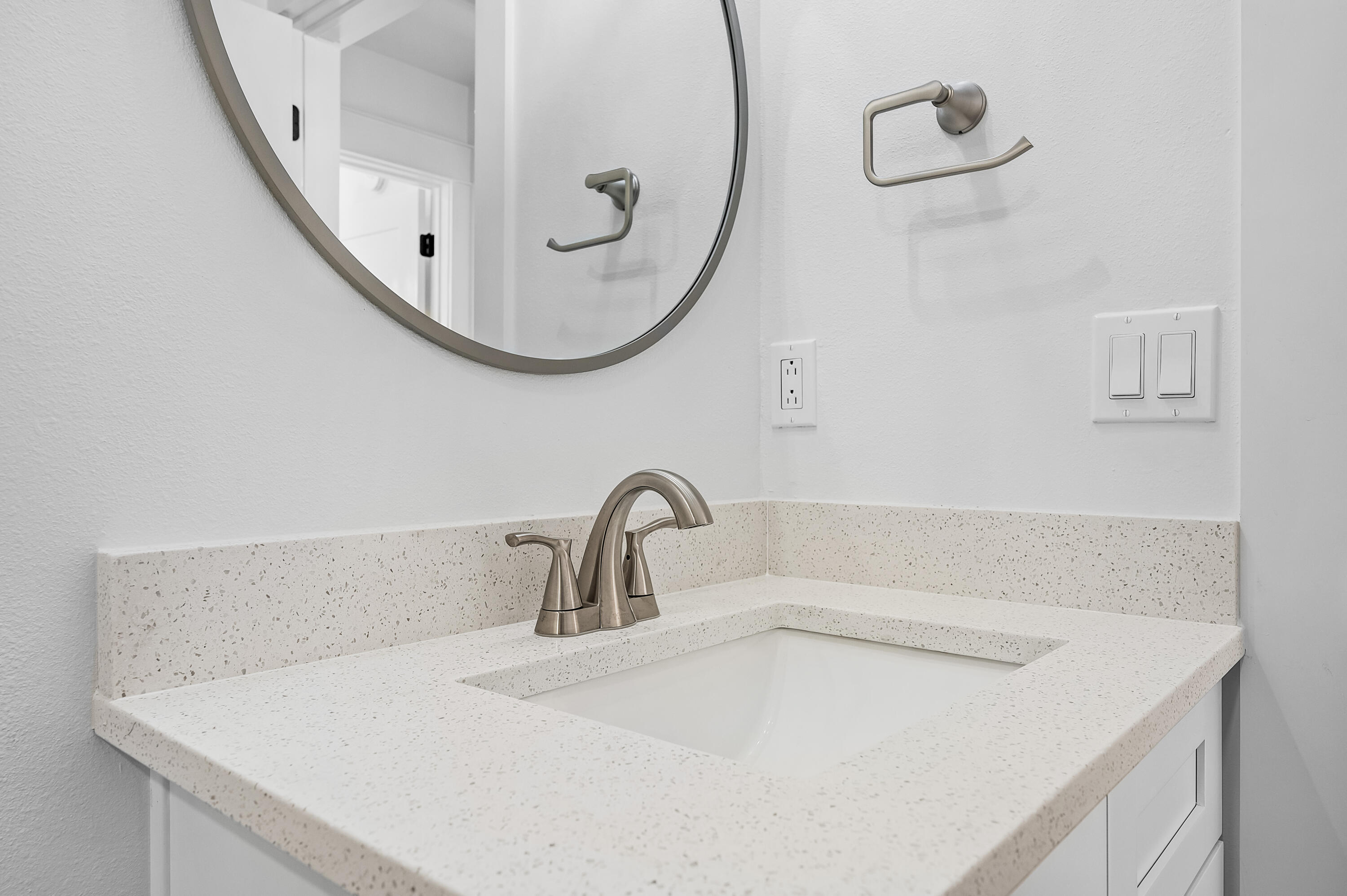 BAYSHORE PLACE PH 2 - Residential