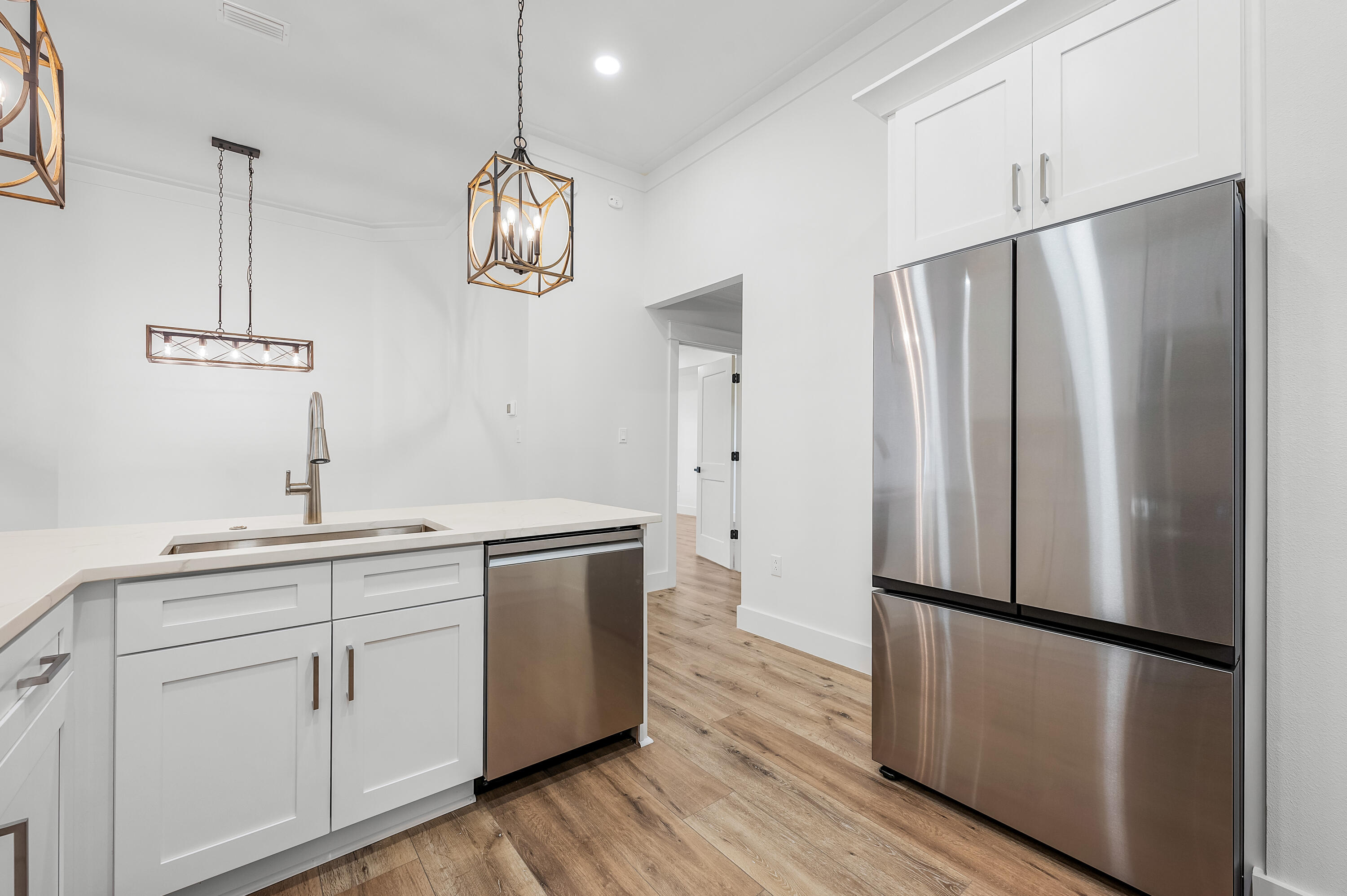 BAYSHORE PLACE PH 2 - Residential