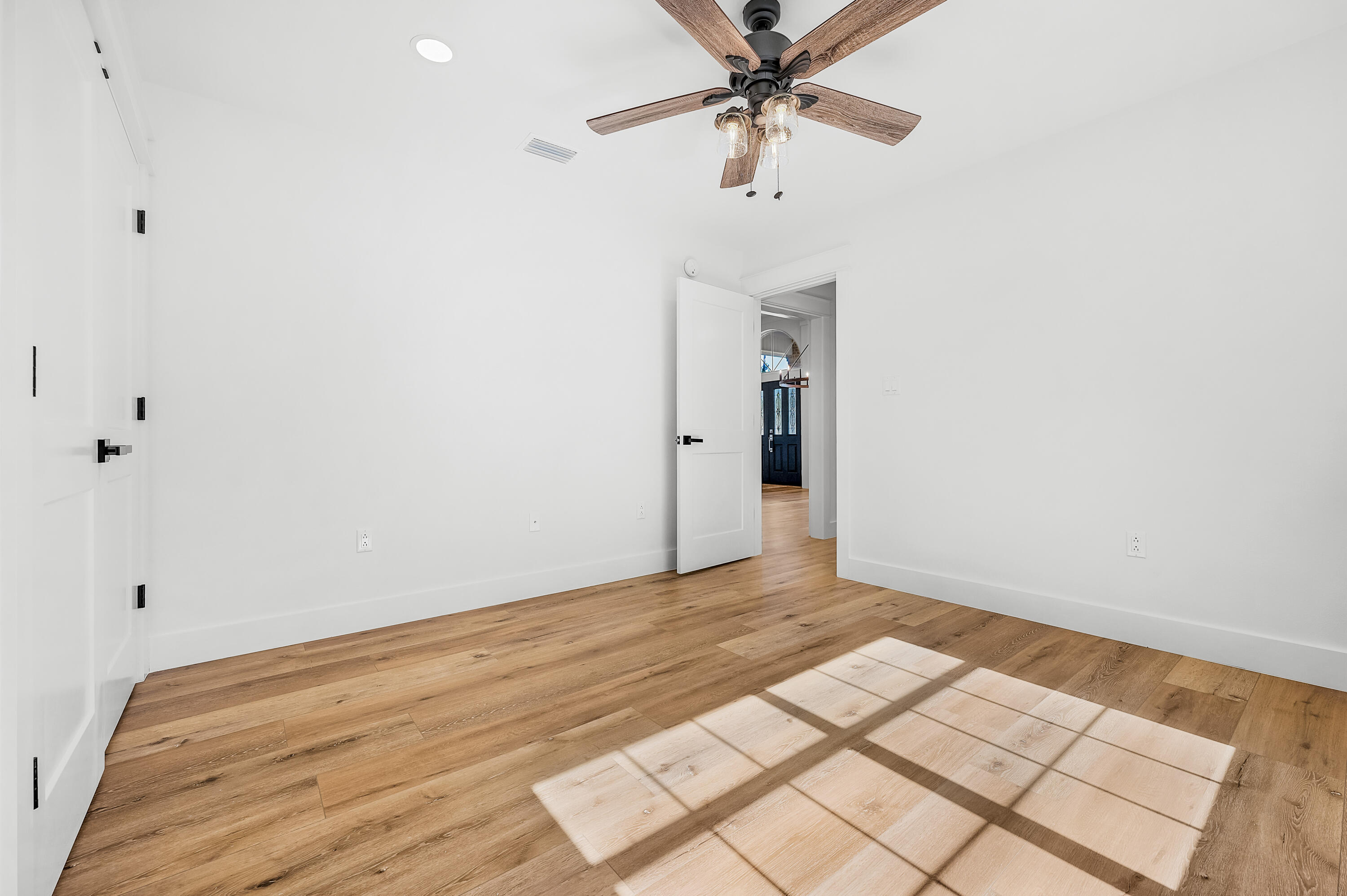 BAYSHORE PLACE PH 2 - Residential