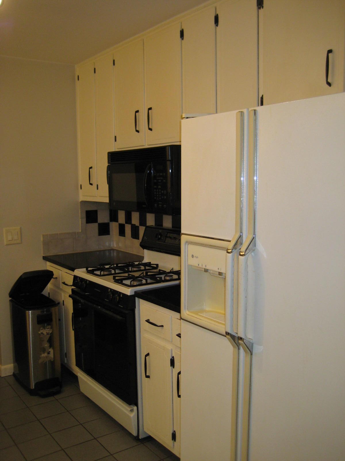 MIRAMAR ESTATES 4TH ADDN - Residential