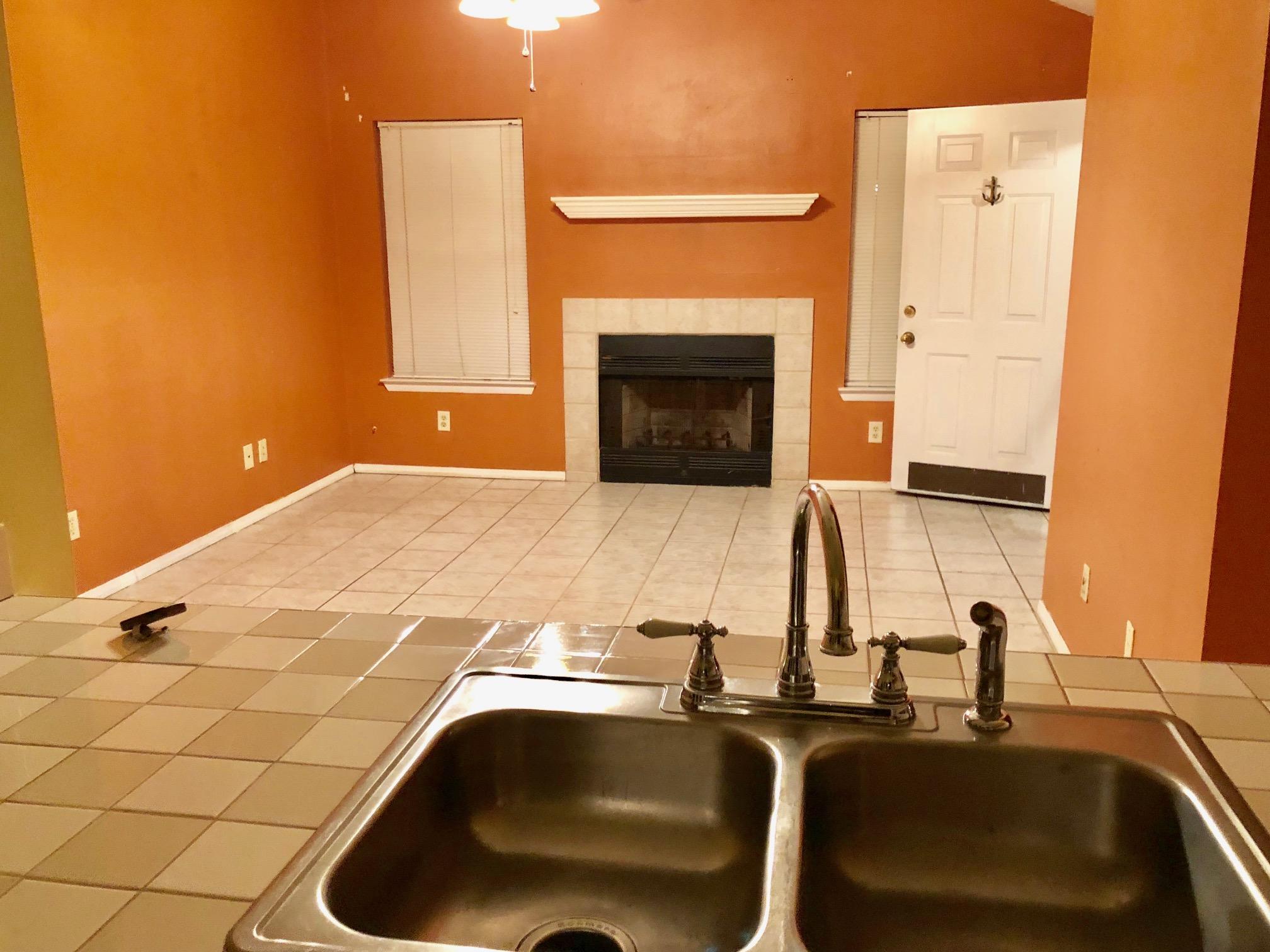 YORKTOWN AT WILLOW BEND - Residential