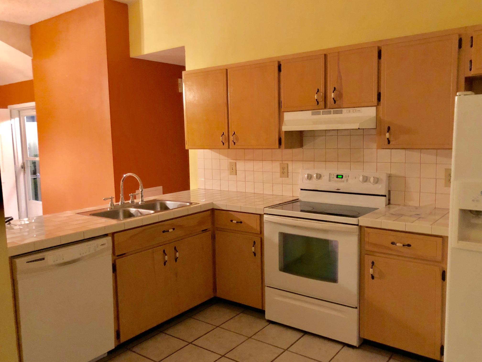 YORKTOWN AT WILLOW BEND - Residential