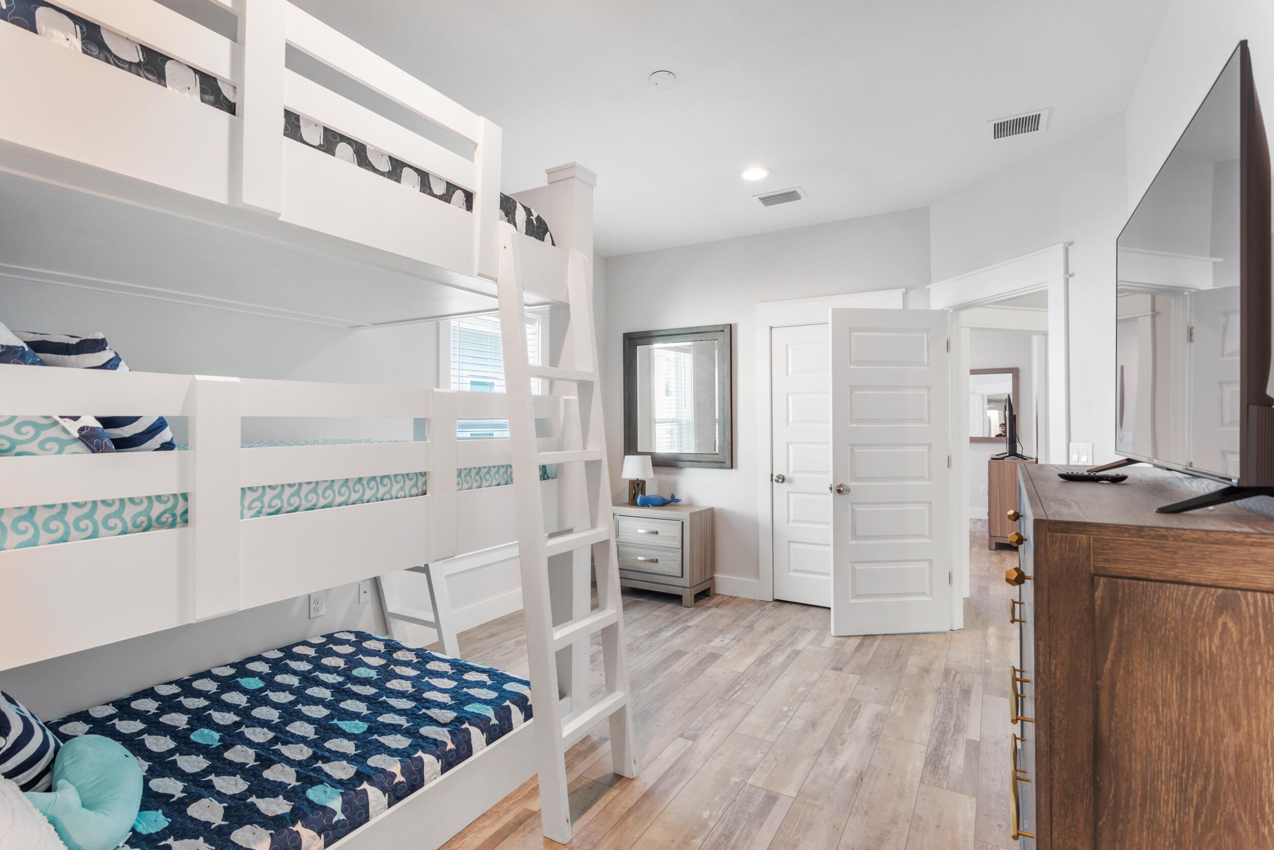 FRANGISTA BEACH 2ND ADDN - Residential