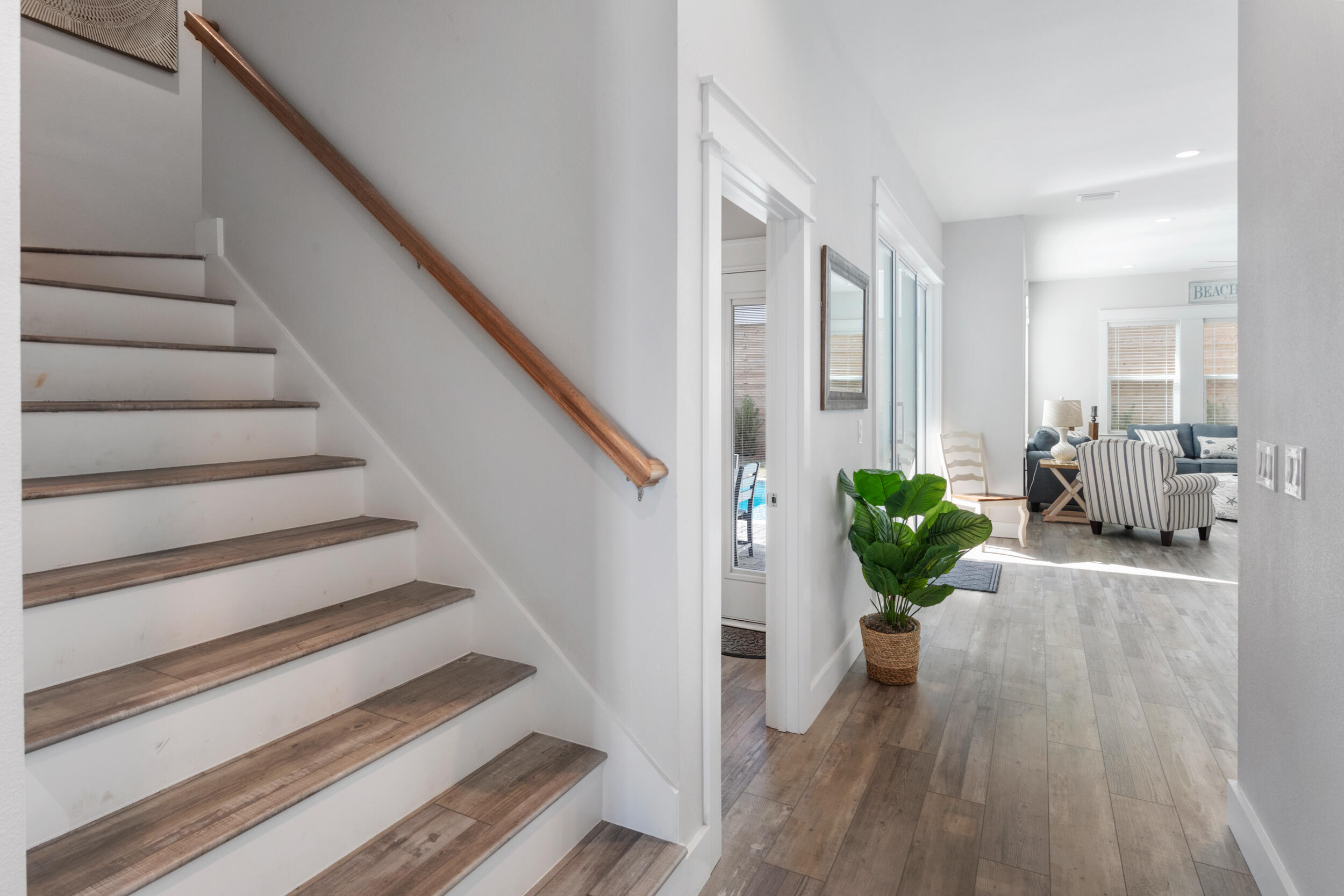FRANGISTA BEACH 2ND ADDN - Residential
