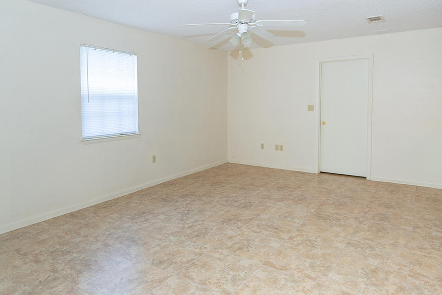 FOREST HEIGHTS - Residential Lease