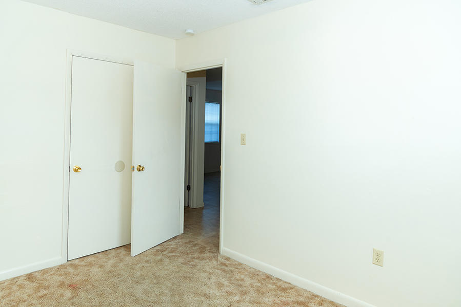 FOREST HEIGHTS - Residential Lease