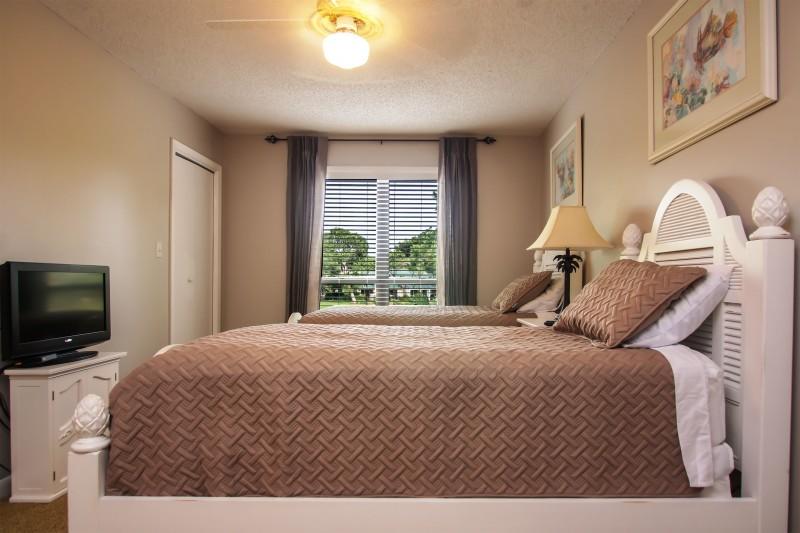 SANDPIPER VILLAGE CONDO - Residential