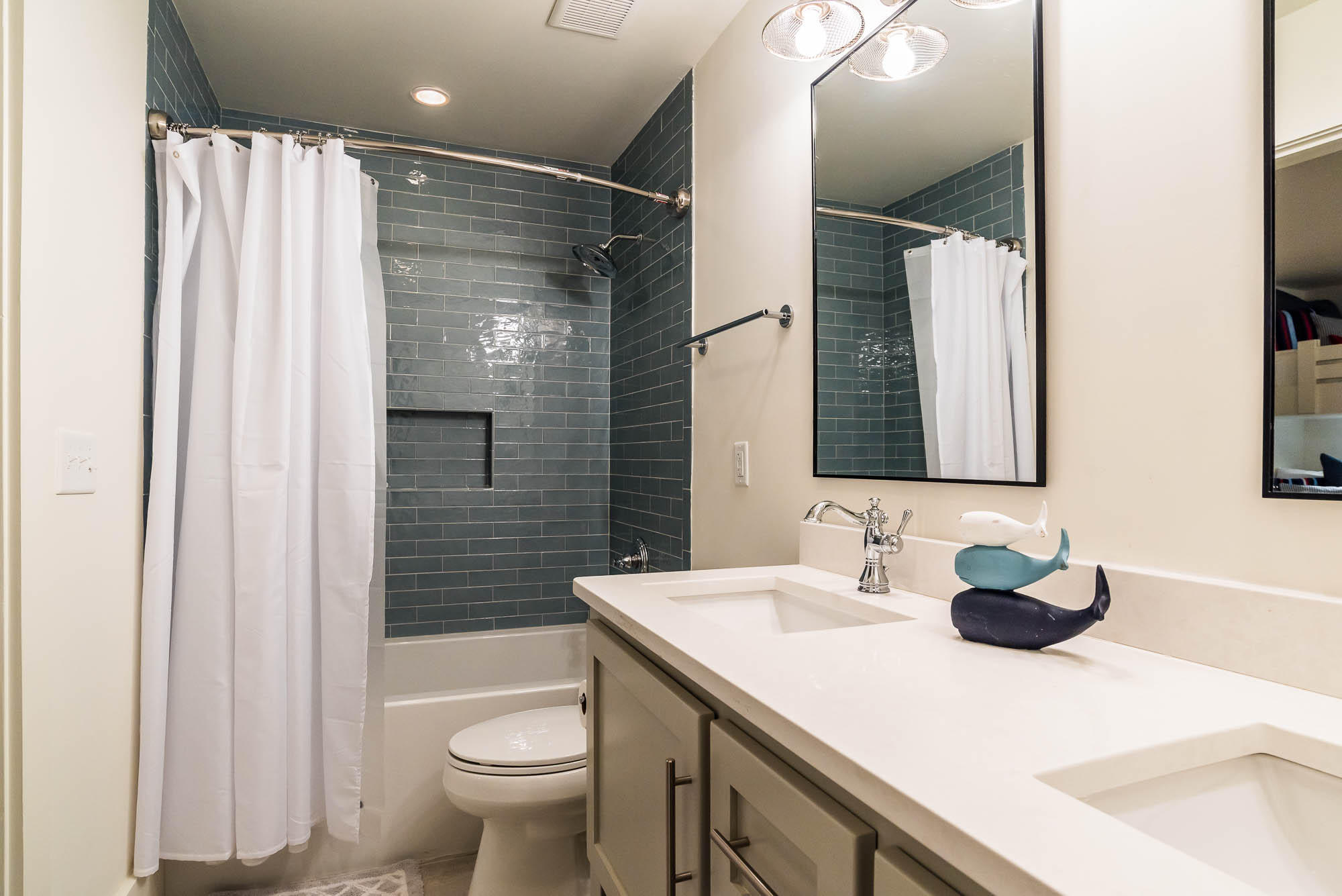 WALK OVER DUNES - Residential